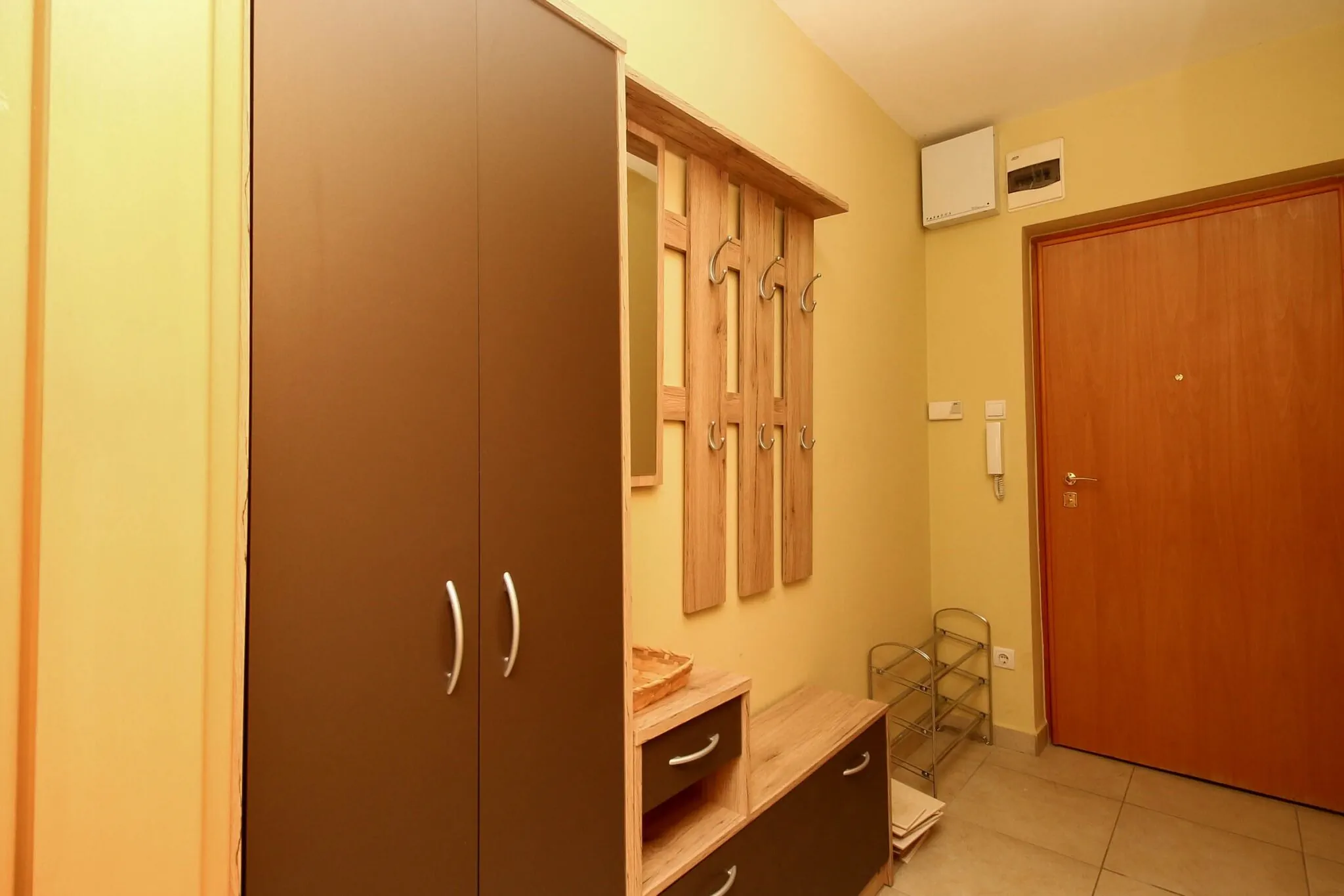 949 - Modern Apartman Balatonőszöd – Balatonőszöd, Ungaria