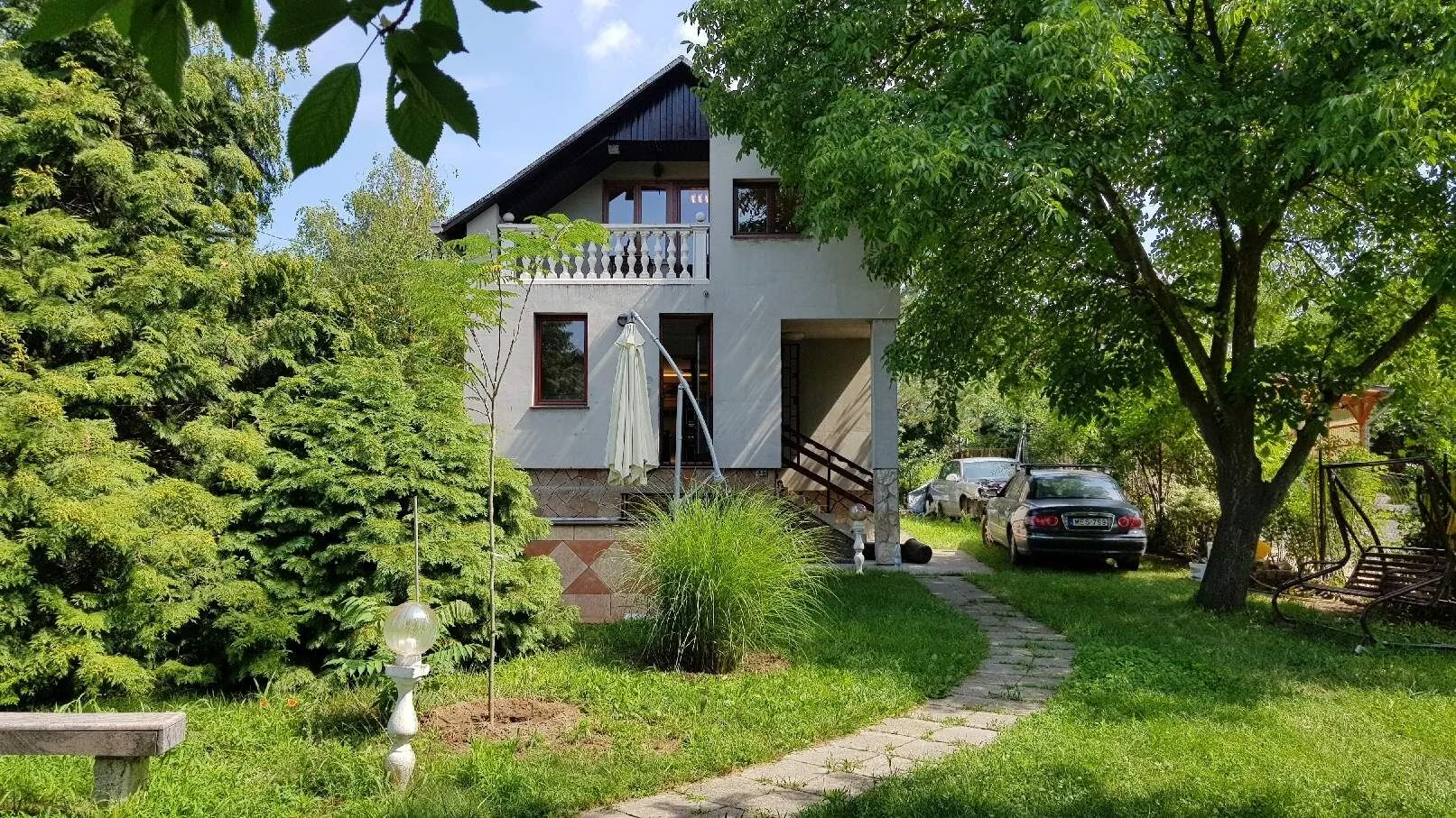 Medencés Deluxe Üdülőház Pilisszentiván – Pilisszentiván, Maďarsko