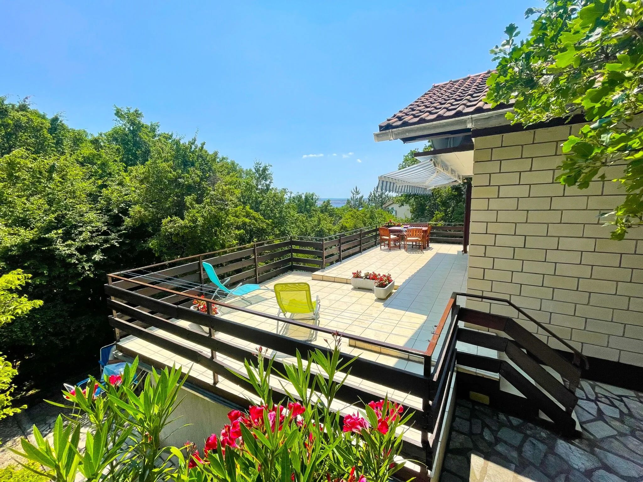 Apartmani Nadica Jadranovo - foto 1