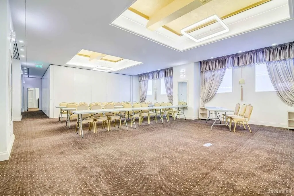 Hotel Capitol București – București, România