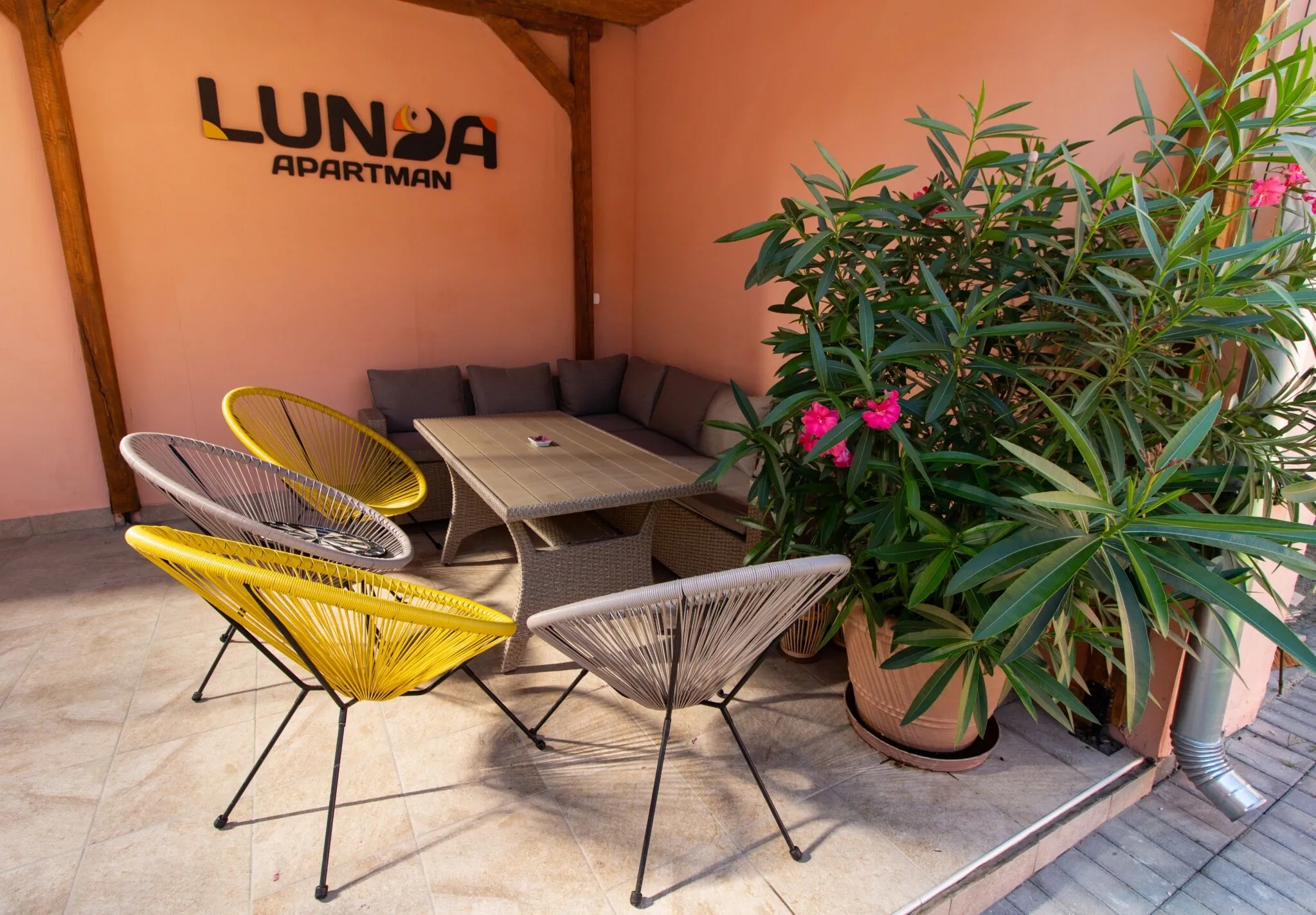 Lunda Apartman Eger - foto 2