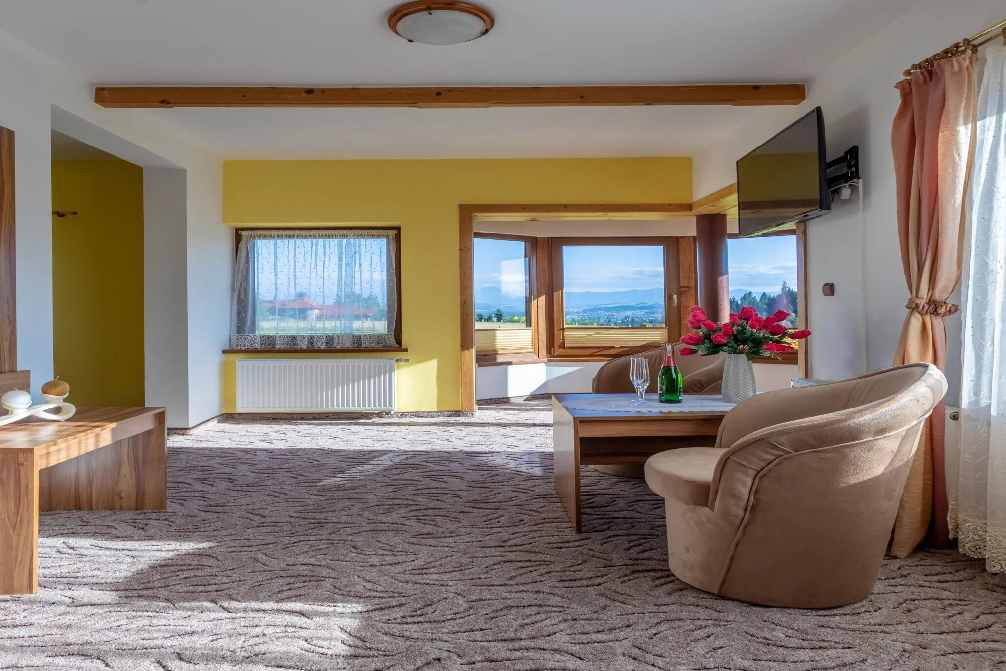 Hotel Góralski Raj Nowy Targ – Nowy Targ, Polska