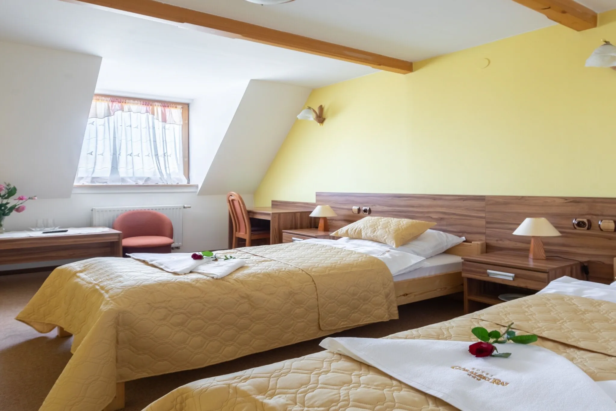 Hotel Góralski Raj Nowy Targ – Nowy Targ, Polska