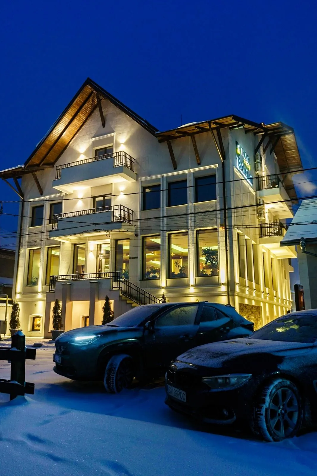 Hotel Buchenland Gura Humorului - foto 1