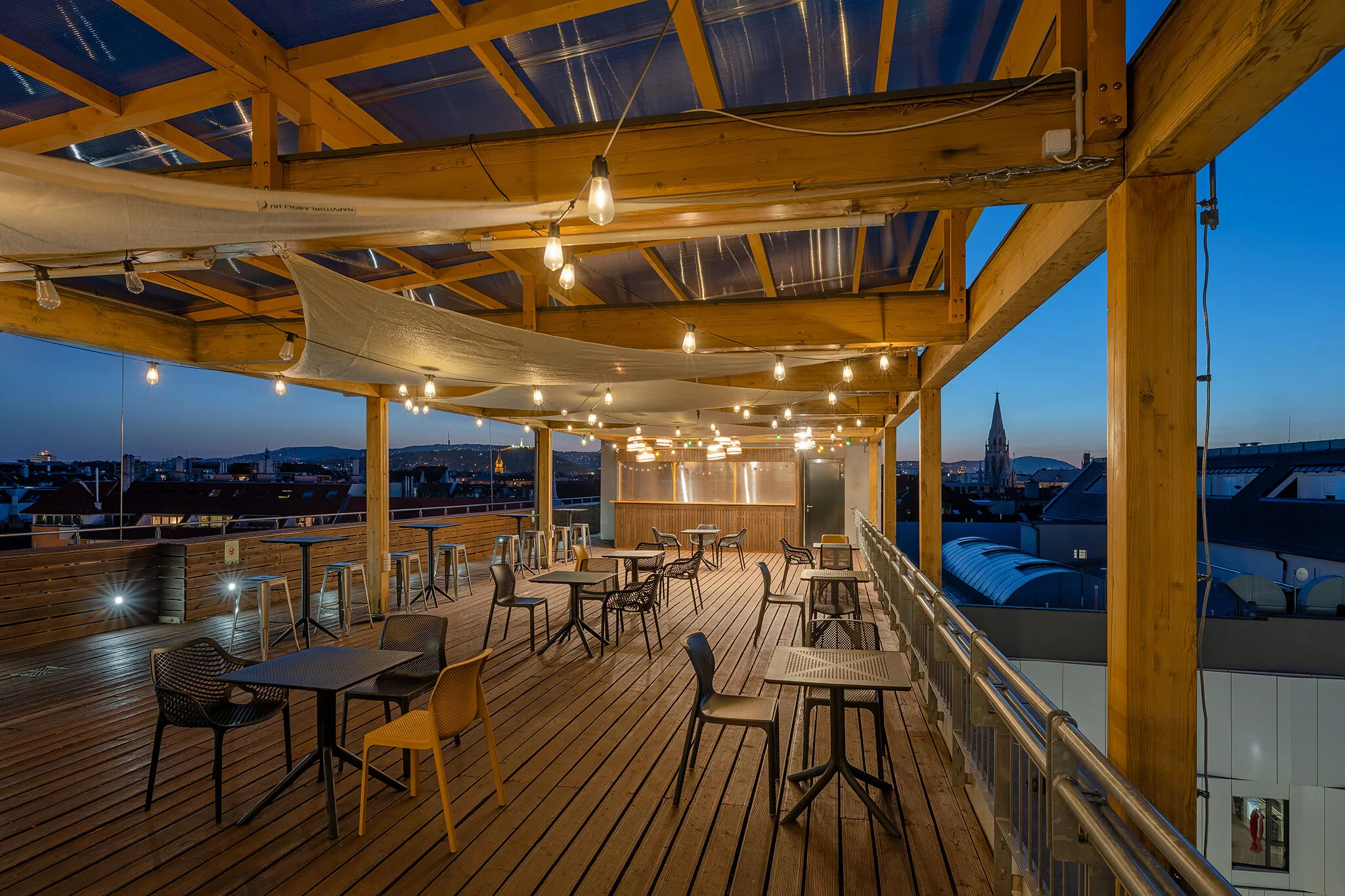 Dean’s Home Budapest – Budapesta, Ungaria
