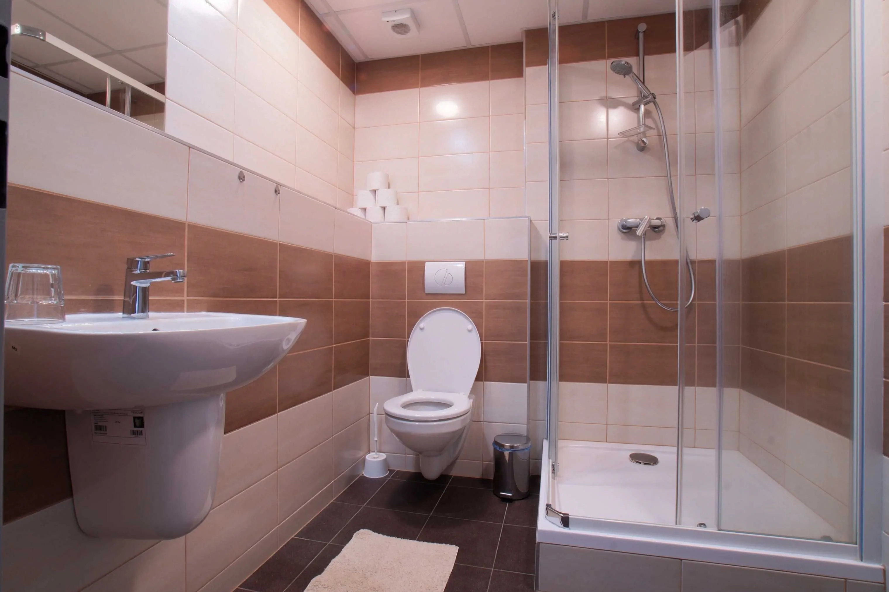 Domov mládeže – Ubytování Sokolov - foto 6