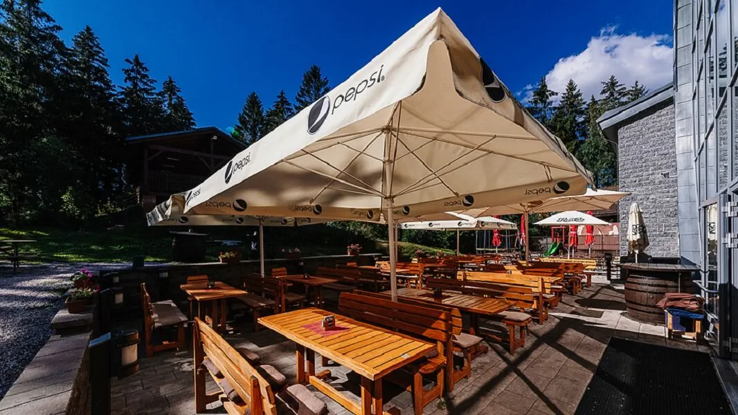 Hotel Obří Sud Dlouhý Most – Dlouhý Most, Republica Cehă