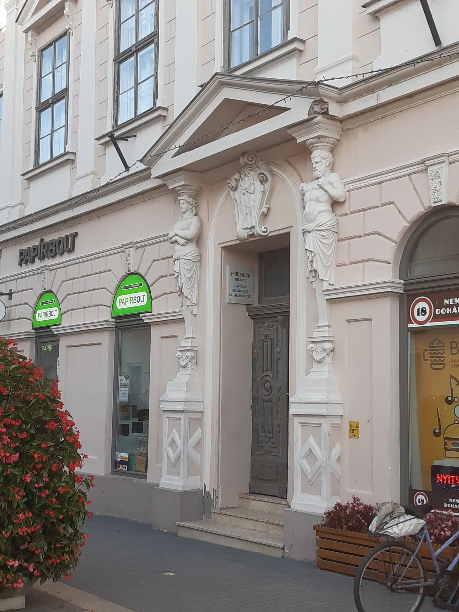 Főtér Apartman Baja – Baja, Ungaria