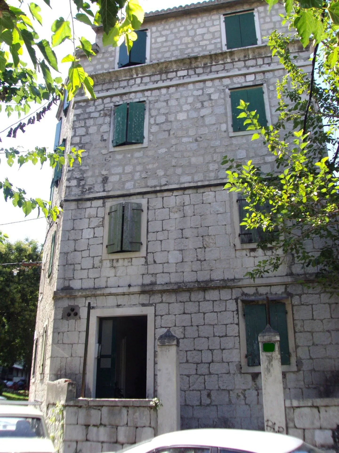 Apartman Happy Jackdaw Split – Split, Croația