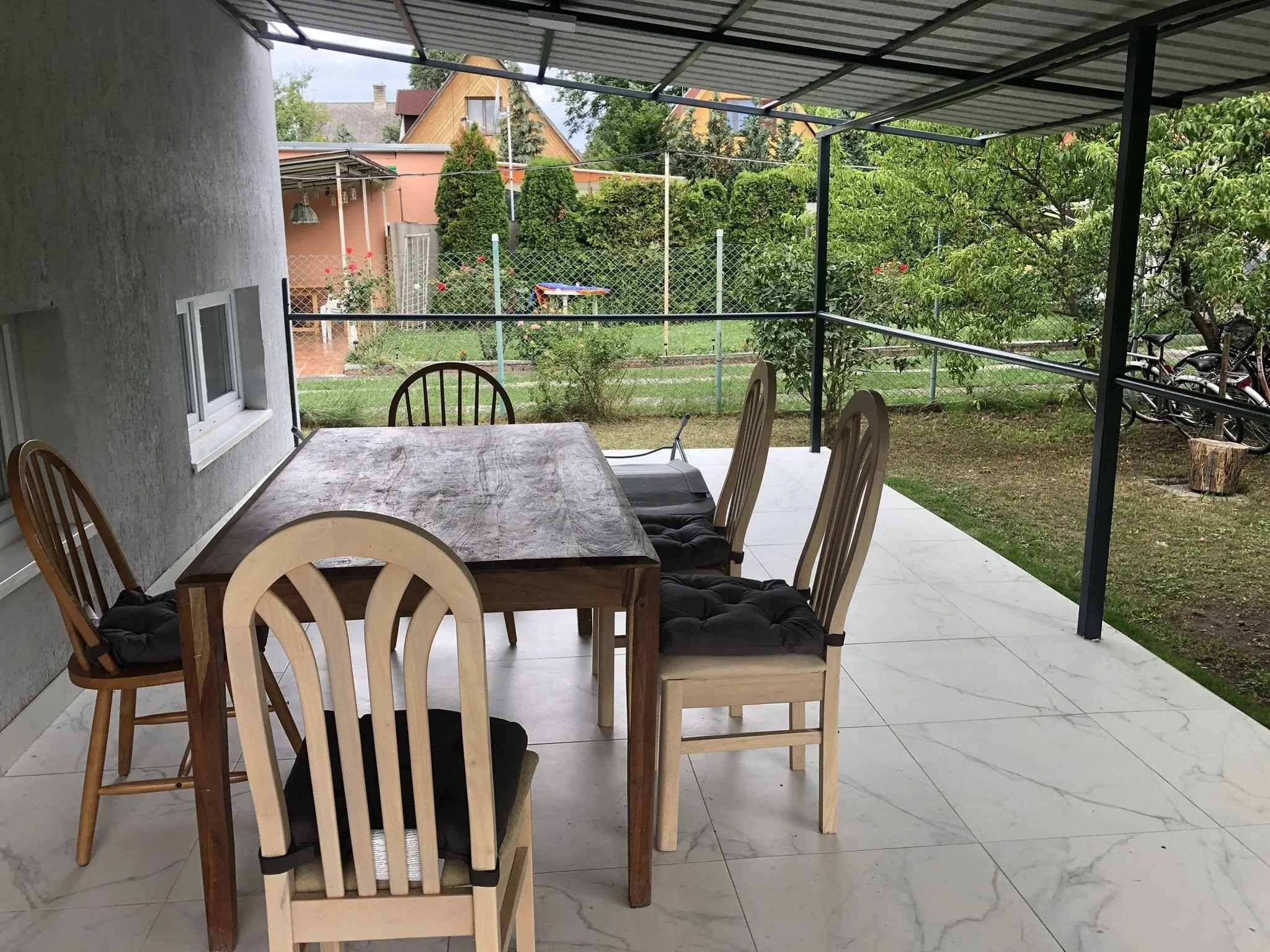 Glória Wellness és Apartmanház Balatonfűzfő – Balatonfűzfő, Ungaria