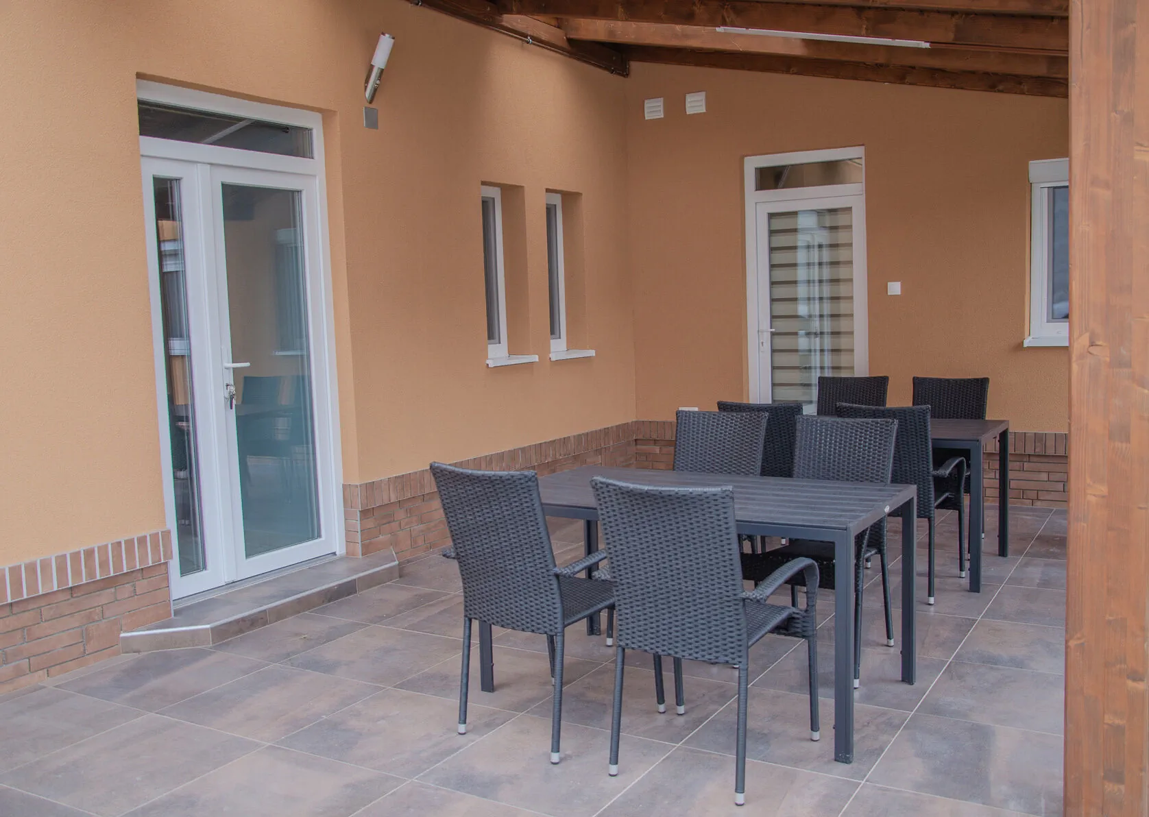 Oros House Apartmanház Orosháza – Orosháza, Ungaria