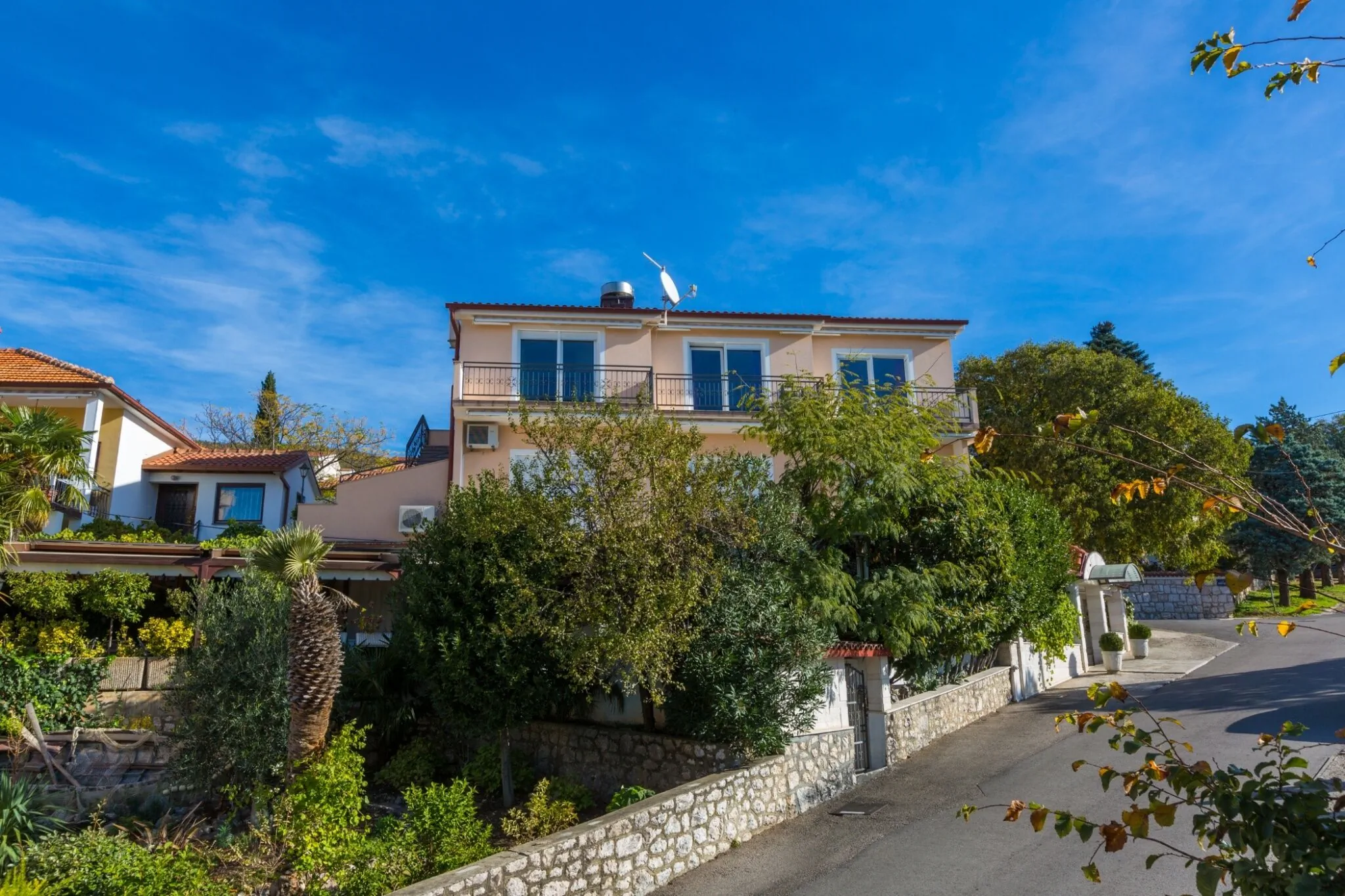 Apartmani Domino Restaurant Dramalj – Dramalj, Croația