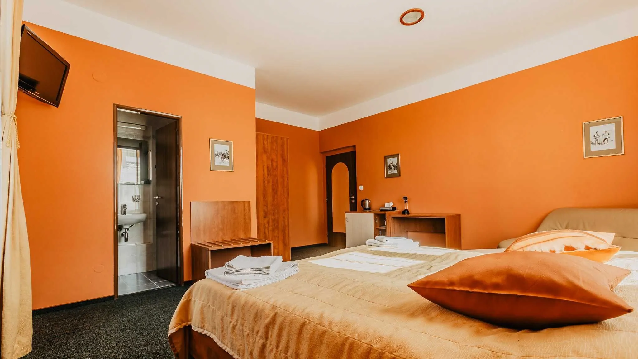 Hotel U Valdické brány Jičín – Jičín, Republica Cehă