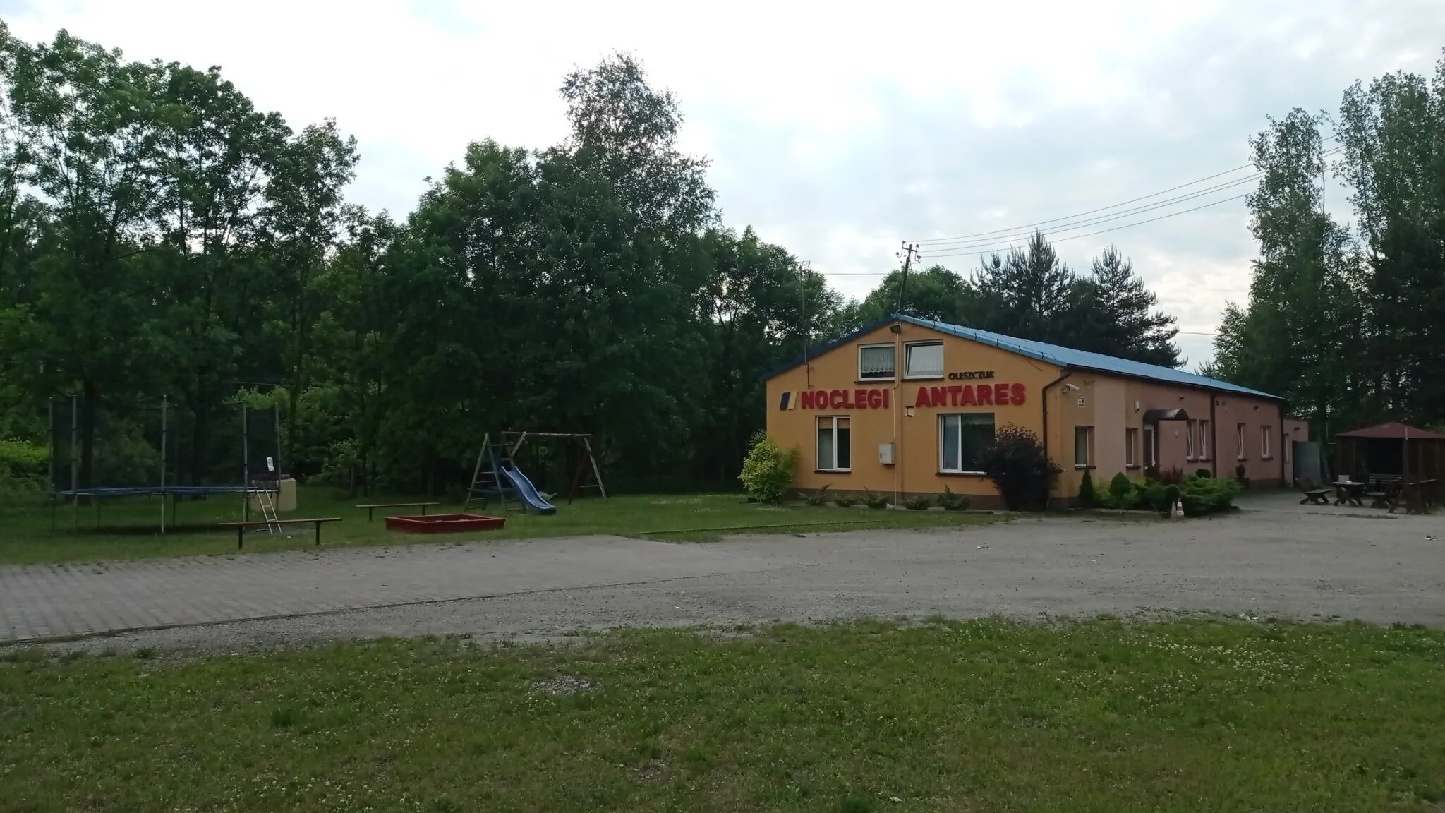 Pokoje Antares Młoszowa – Młoszowa, Polonia