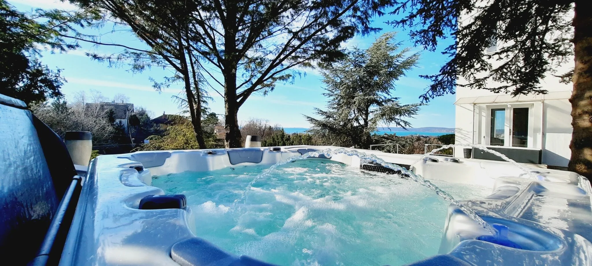 Mirador Balaton Design Villa Balatonakarattya – Balatonakarattya, Ungaria