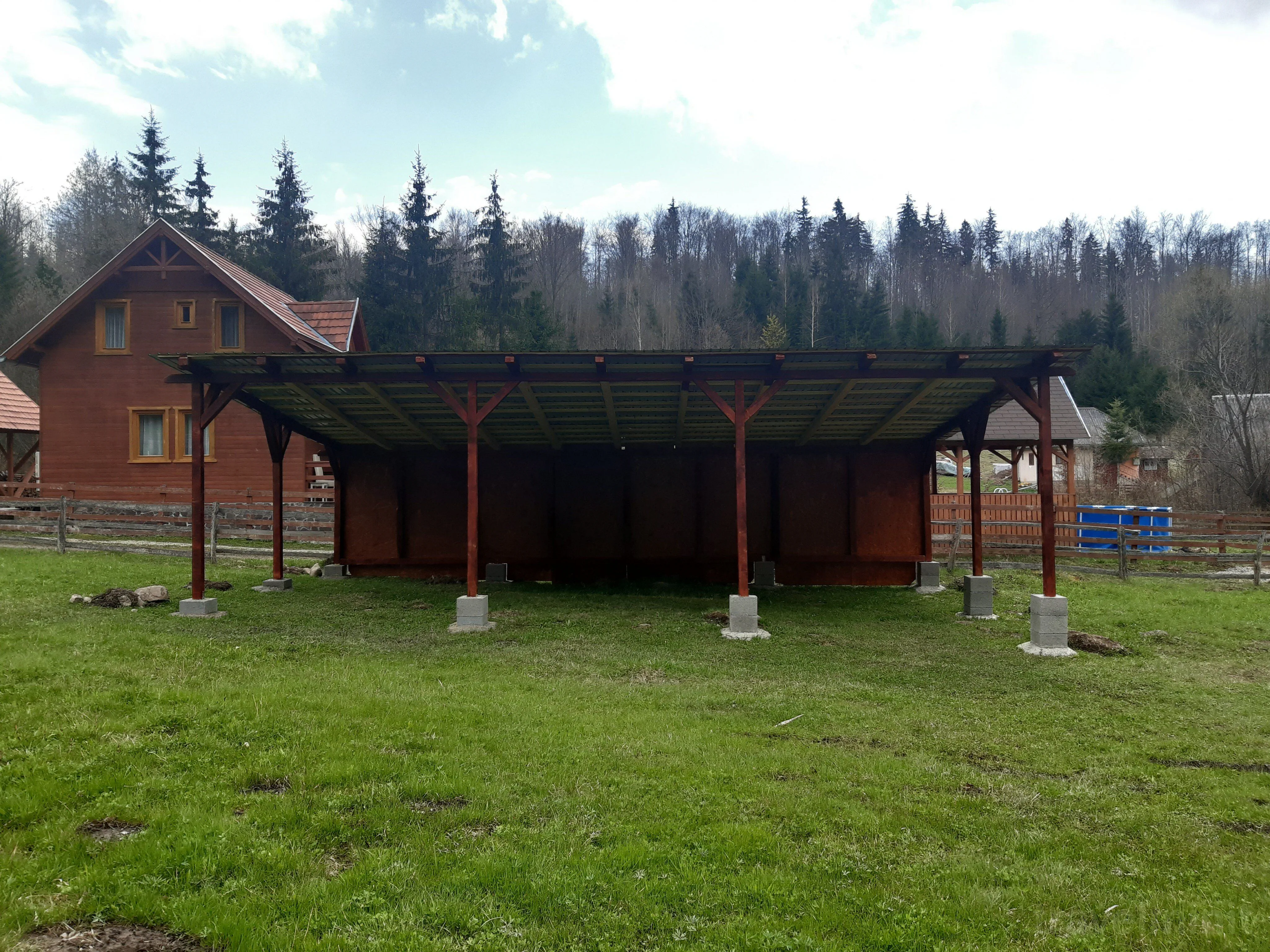Casa Dracula Izvoare – Izvoare, România