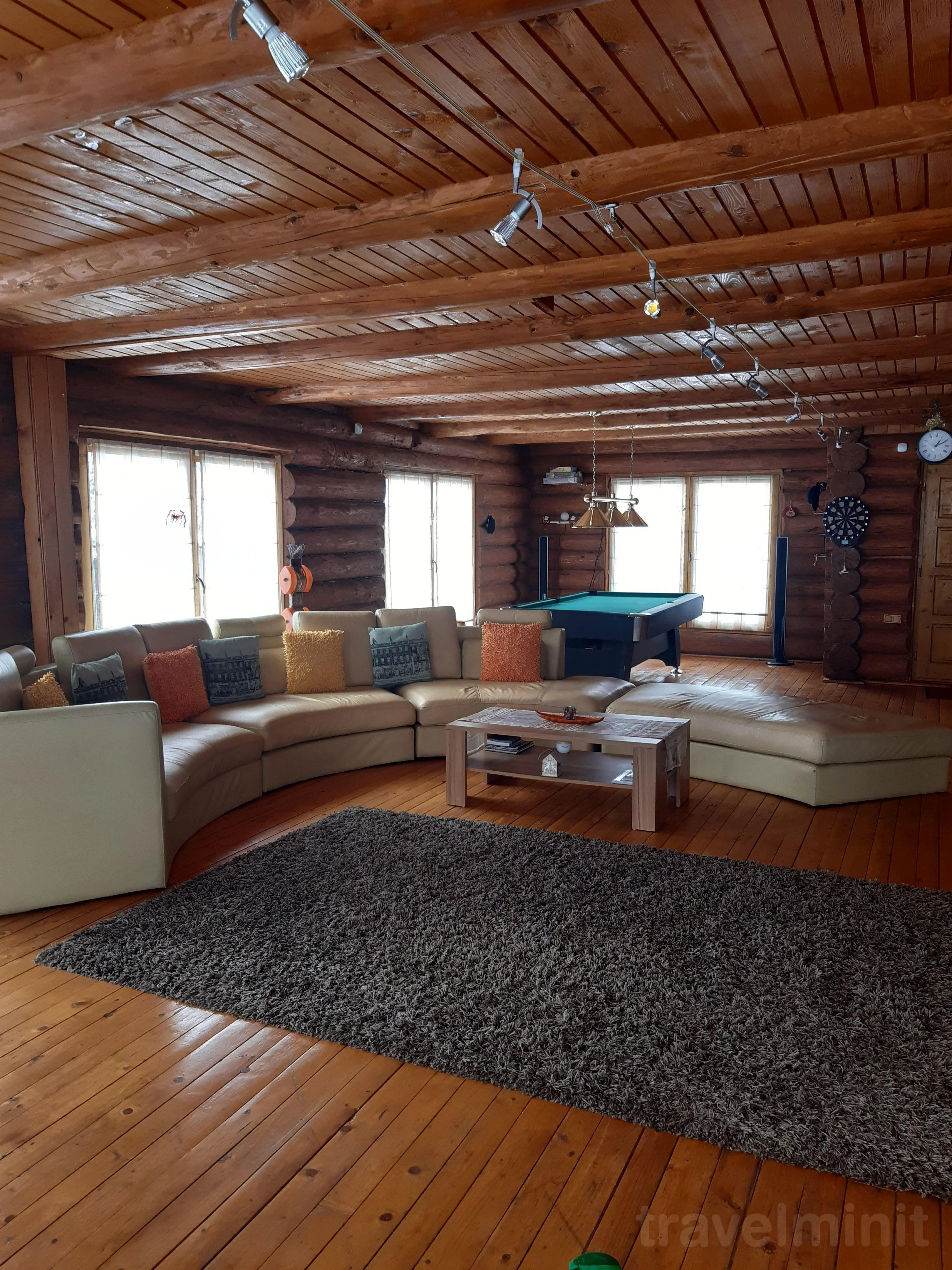 Casa Dracula Izvoare – Izvoare, România