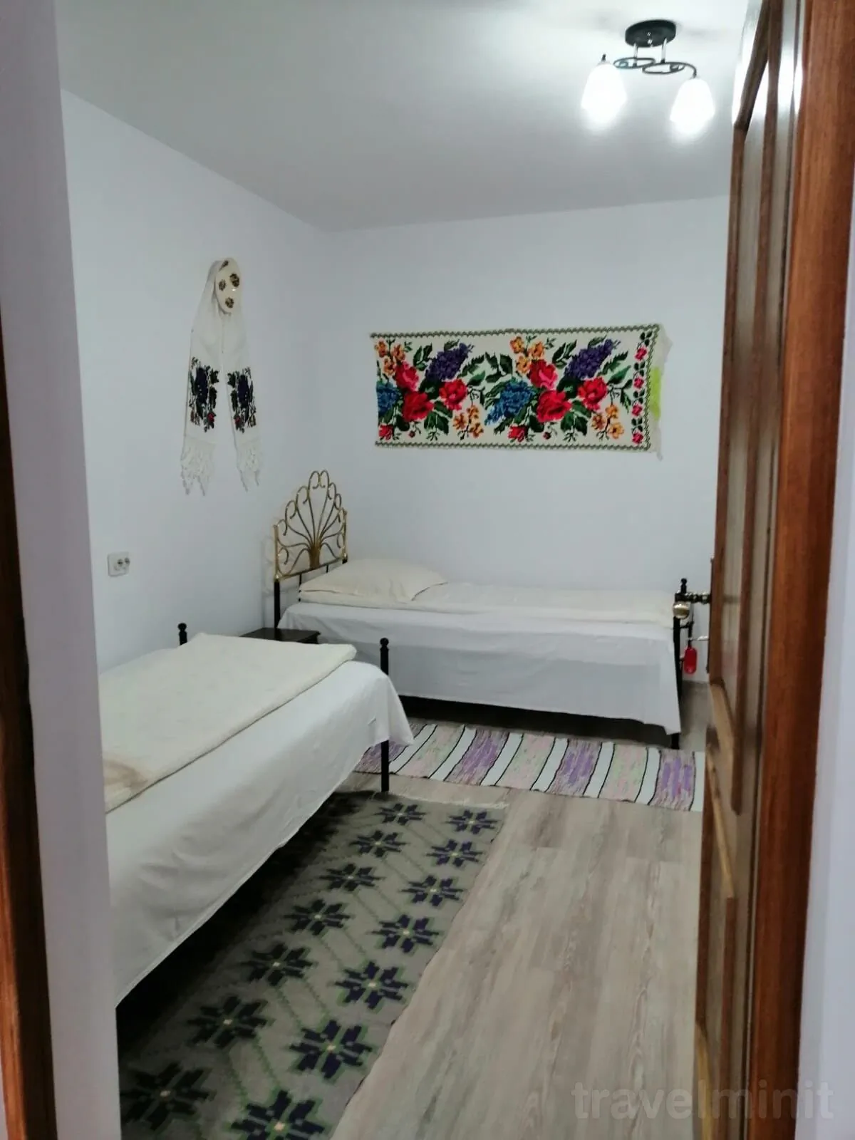 Căsuță lui Buni Moisei – Moisei, România