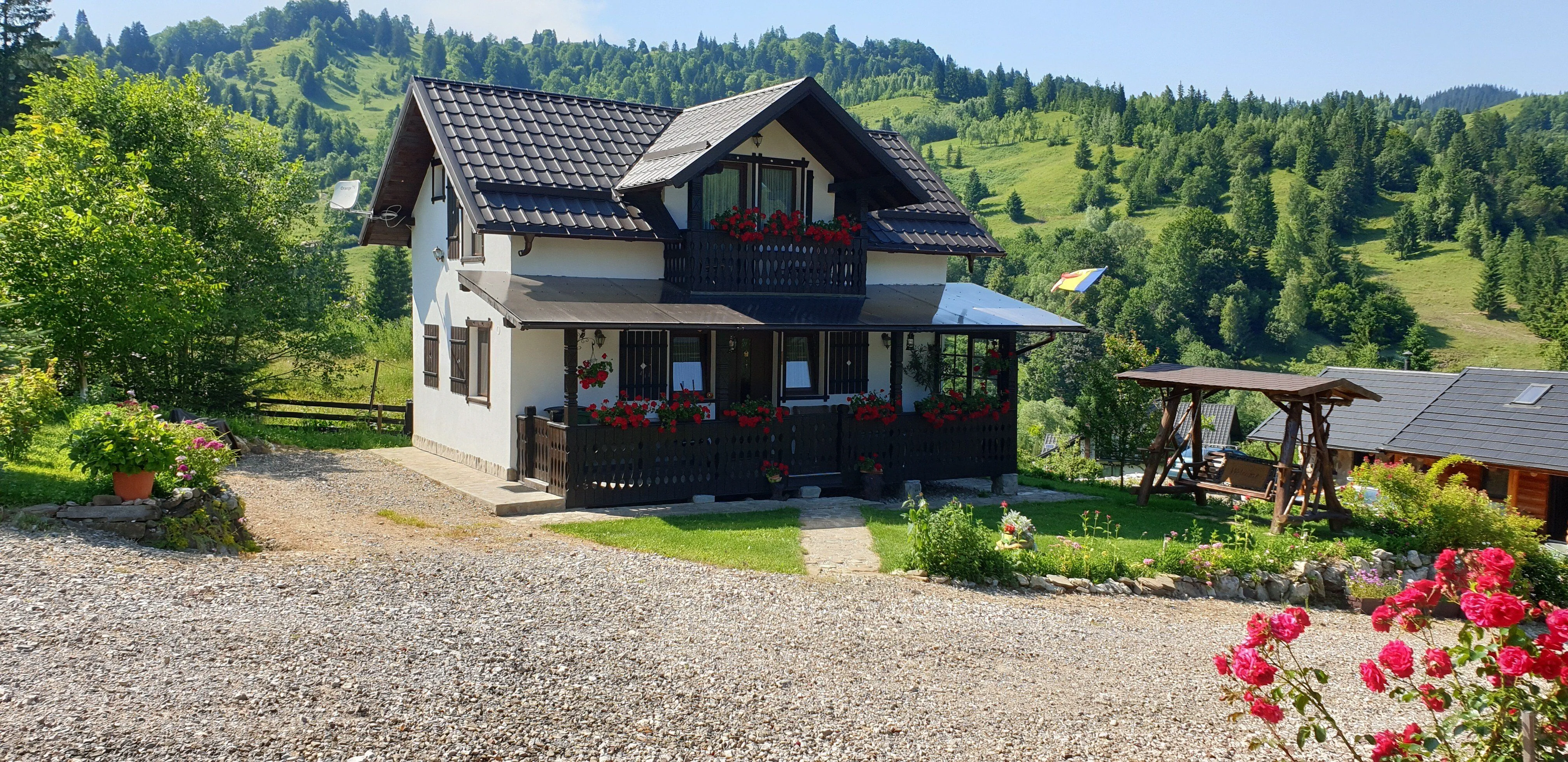 Casuta Izvorul Raraului (Duplex) Câmpulung Moldovenesc – Câmpulung Moldovenesc, România