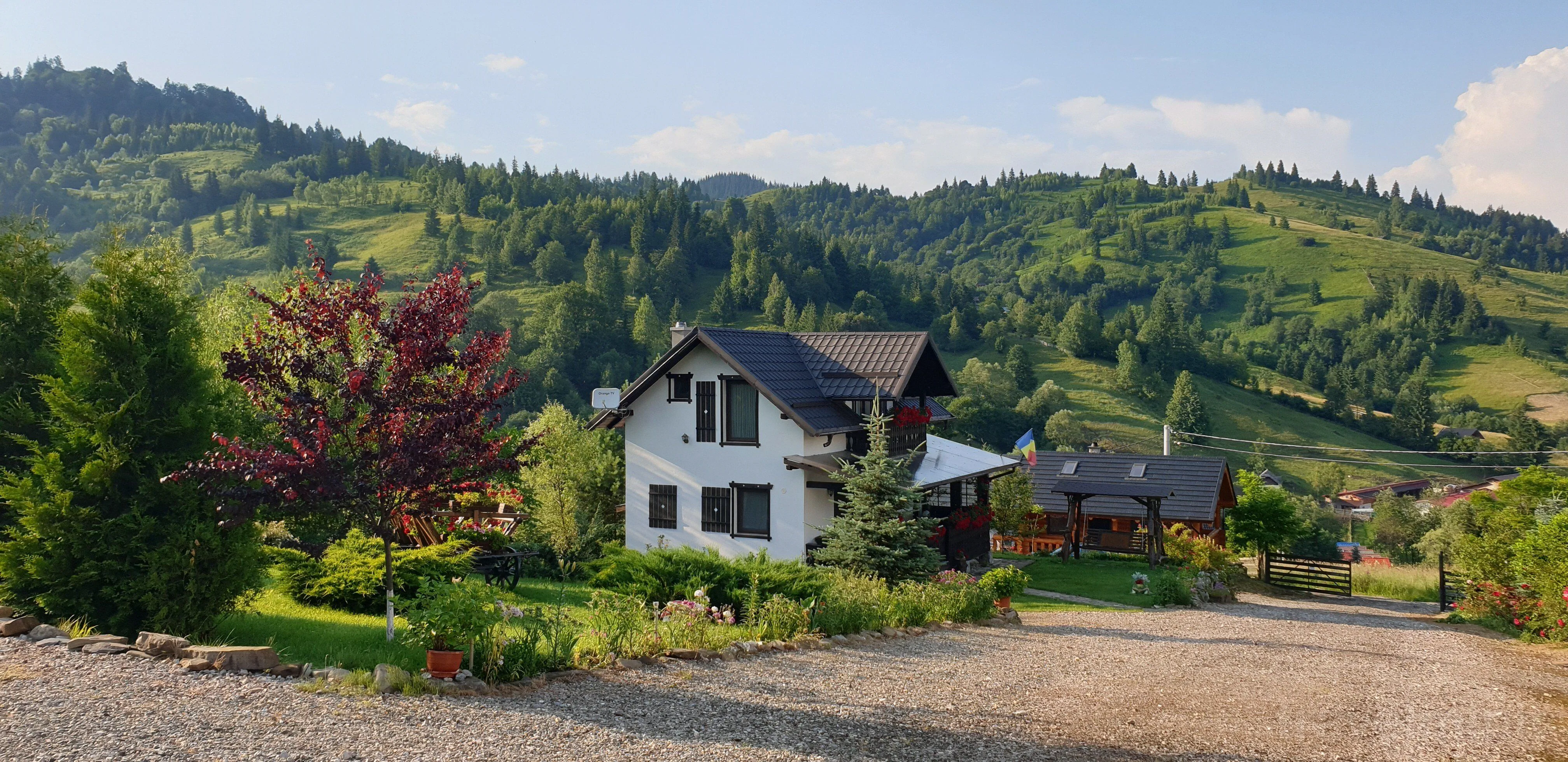 Casuta Izvorul Raraului (Duplex) Câmpulung Moldovenesc – Câmpulung Moldovenesc, România