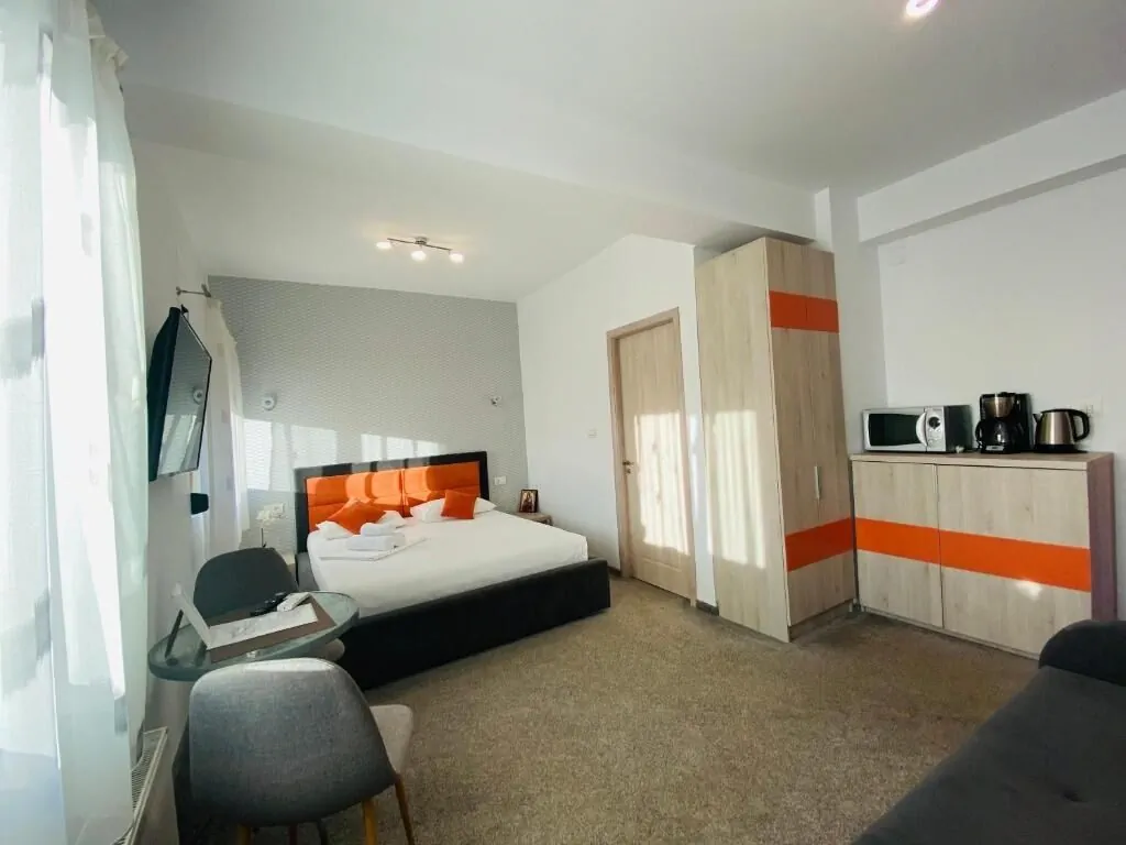 Orange House Constanța - foto 8