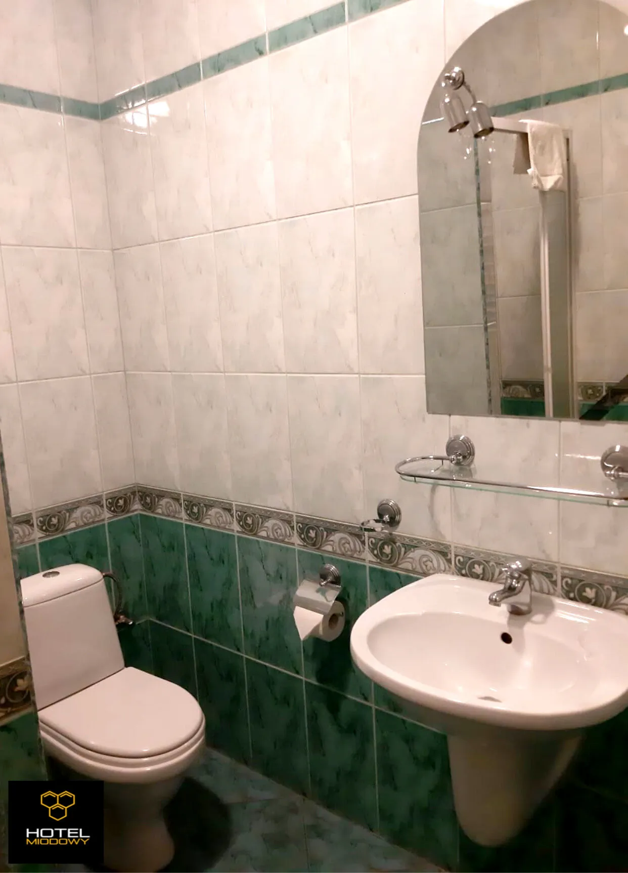 Hotel Miodowy Dzierżoniów - foto 7