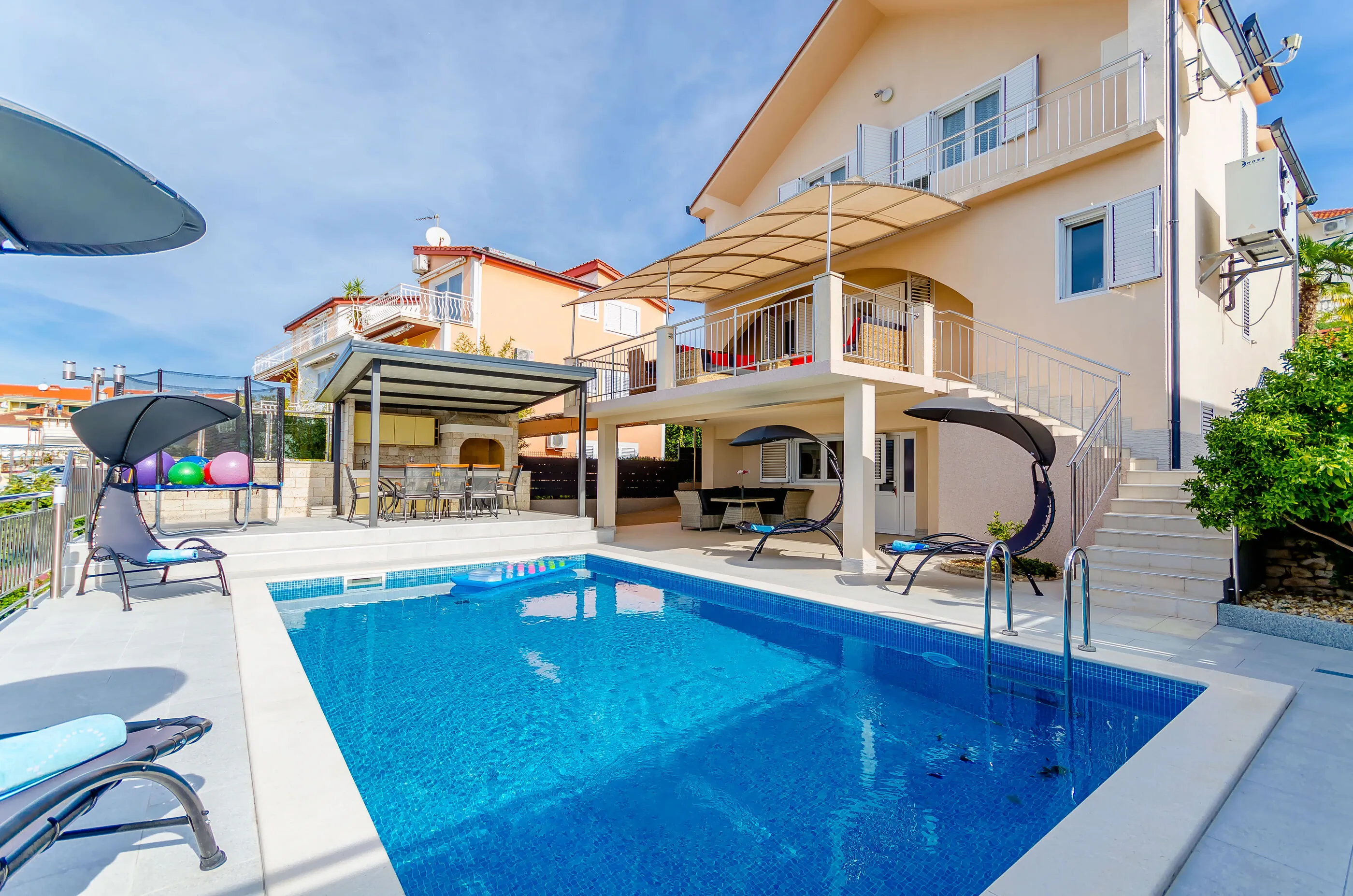 Villa Urban Okrug Gornji – Okrug Gornji, Croația