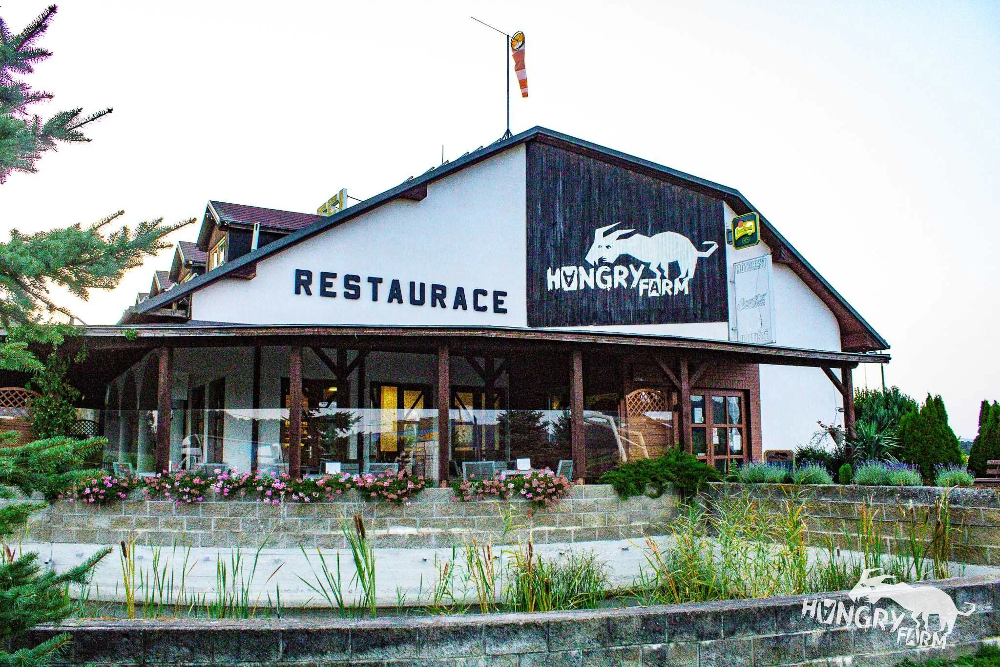 HAngry farm Bohuňovice – Bohuňovice, Republica Cehă