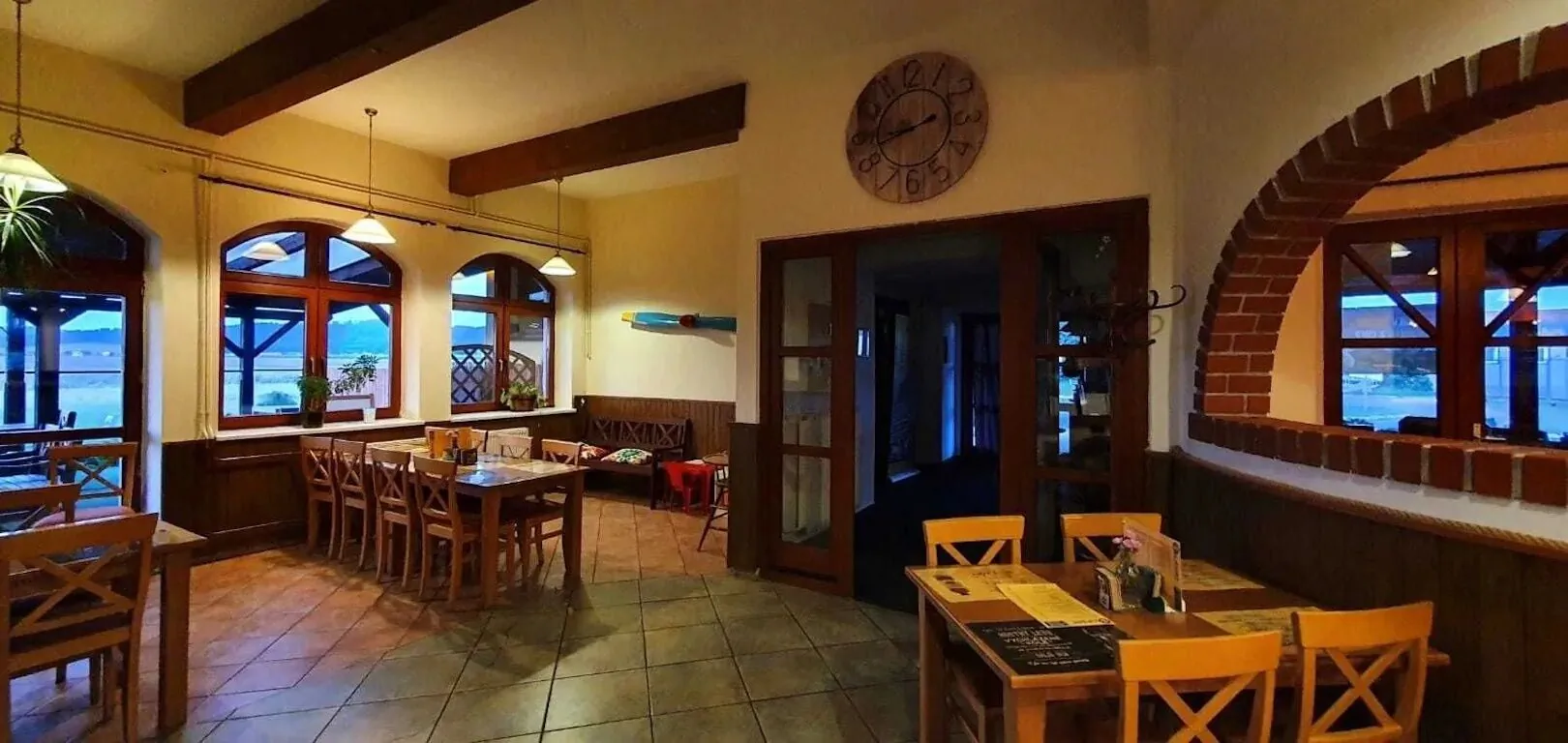 HAngry farm Bohuňovice – Bohuňovice, Republica Cehă