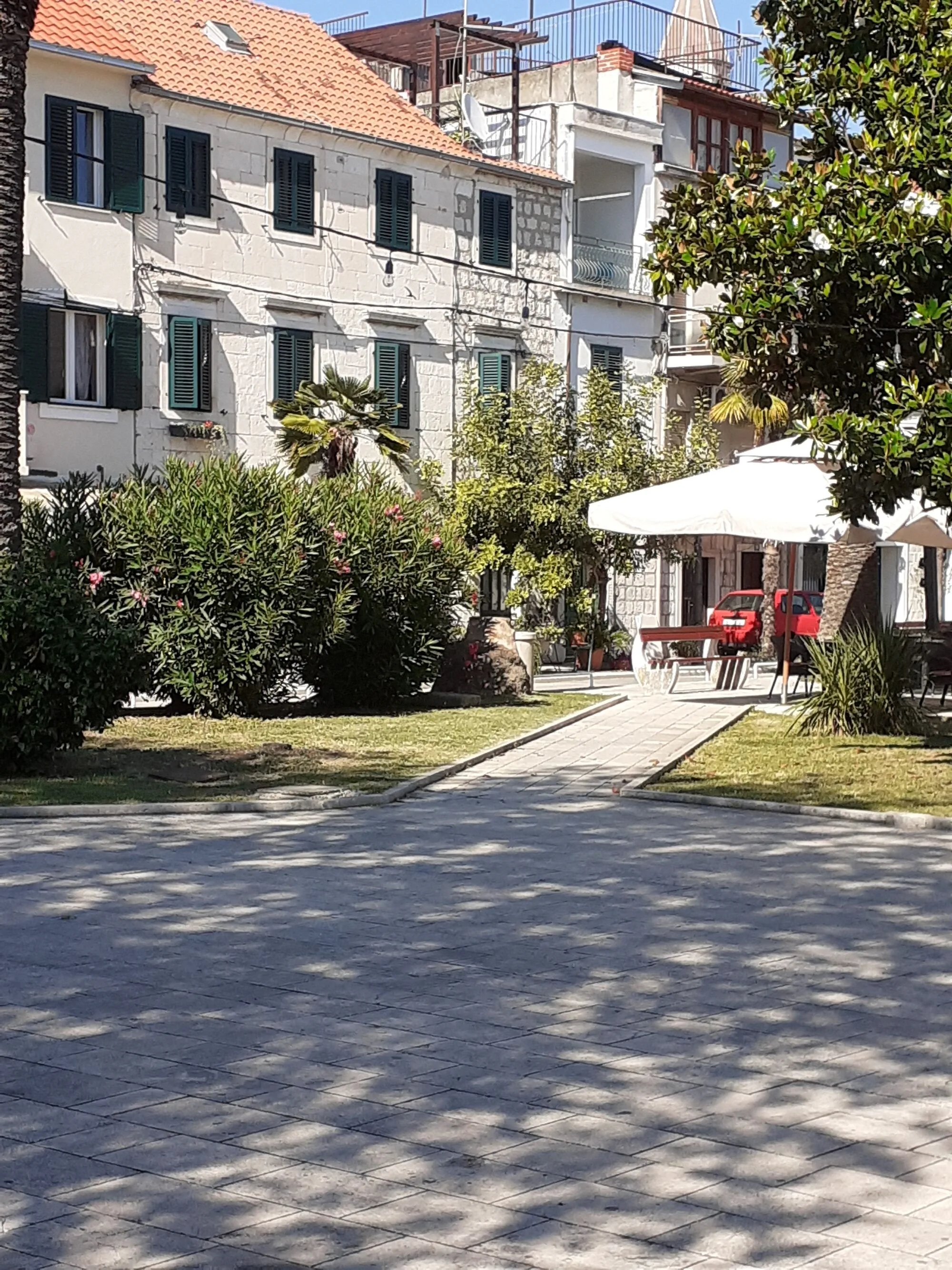 Apartments By The Sea Kaštel Kambelovac, Kaštela - 18267 Kaštel Kambelovac – Kaštel Kambelovac, Chorwacja