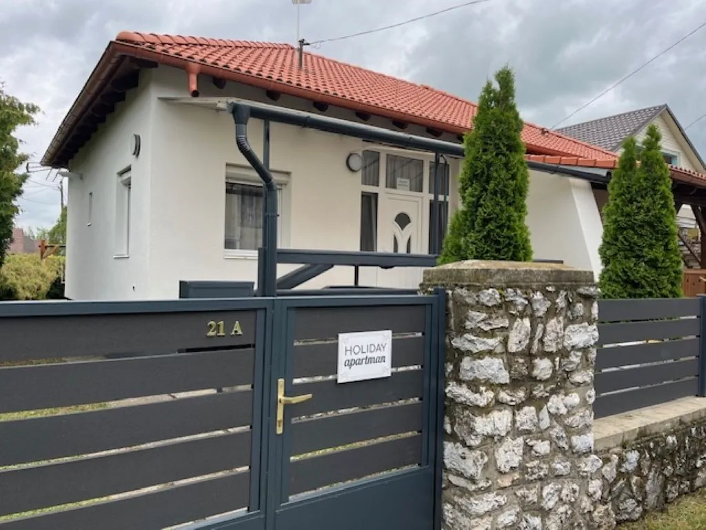 Holiday Apartman Mezőkövesd - foto 1