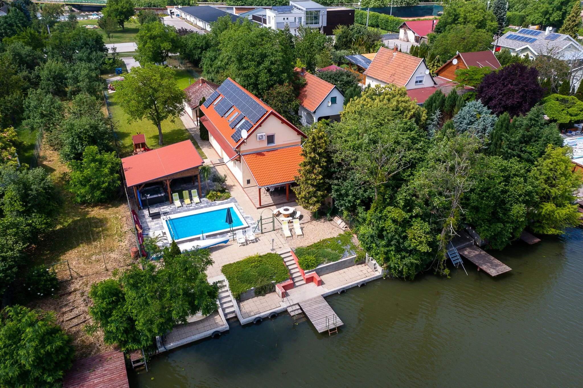 Kozák Apartman és Horgászház Békésszentandrás – Békésszentandrás, Ungaria