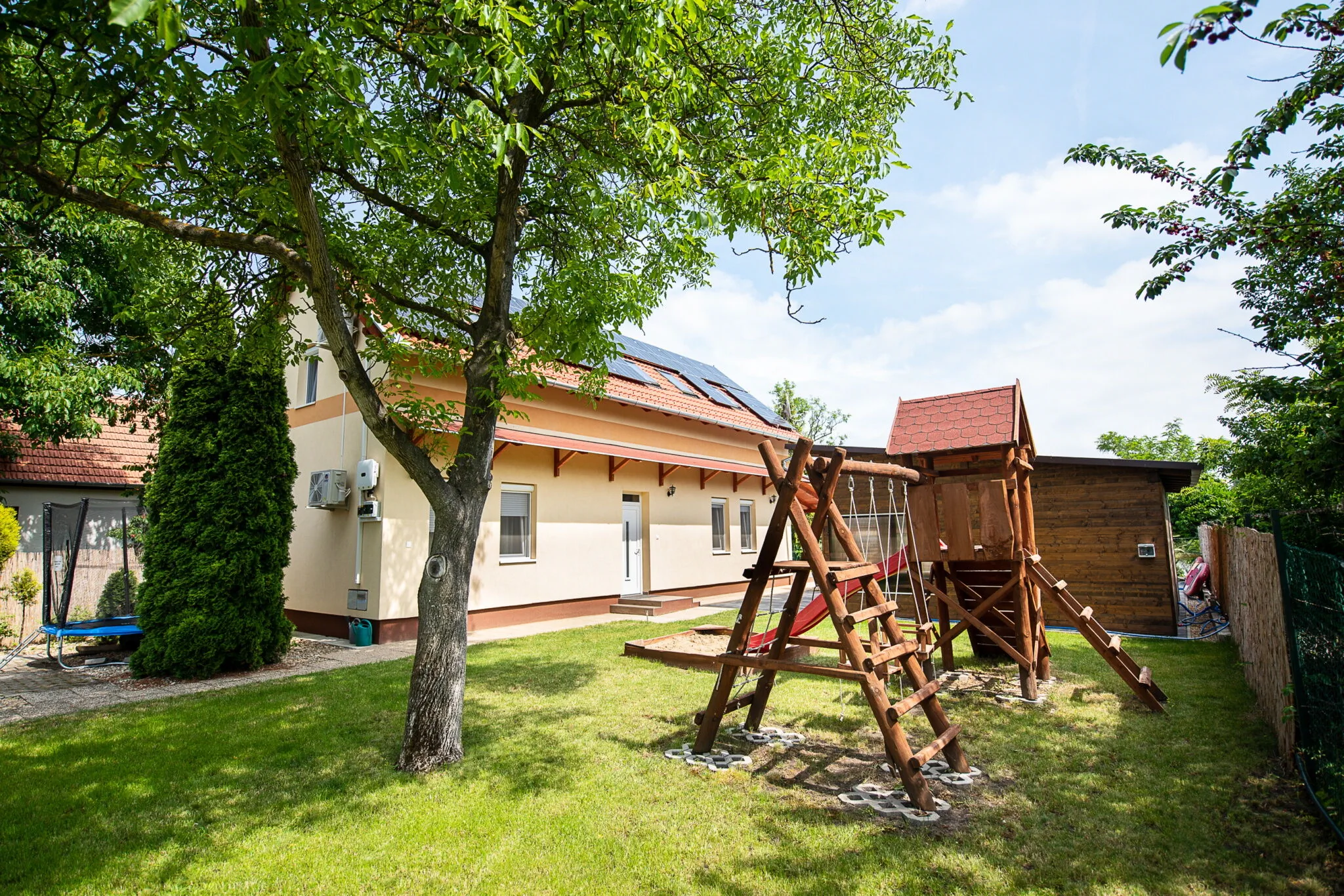 Kozák Apartman és Horgászház Békésszentandrás – Békésszentandrás, Ungaria
