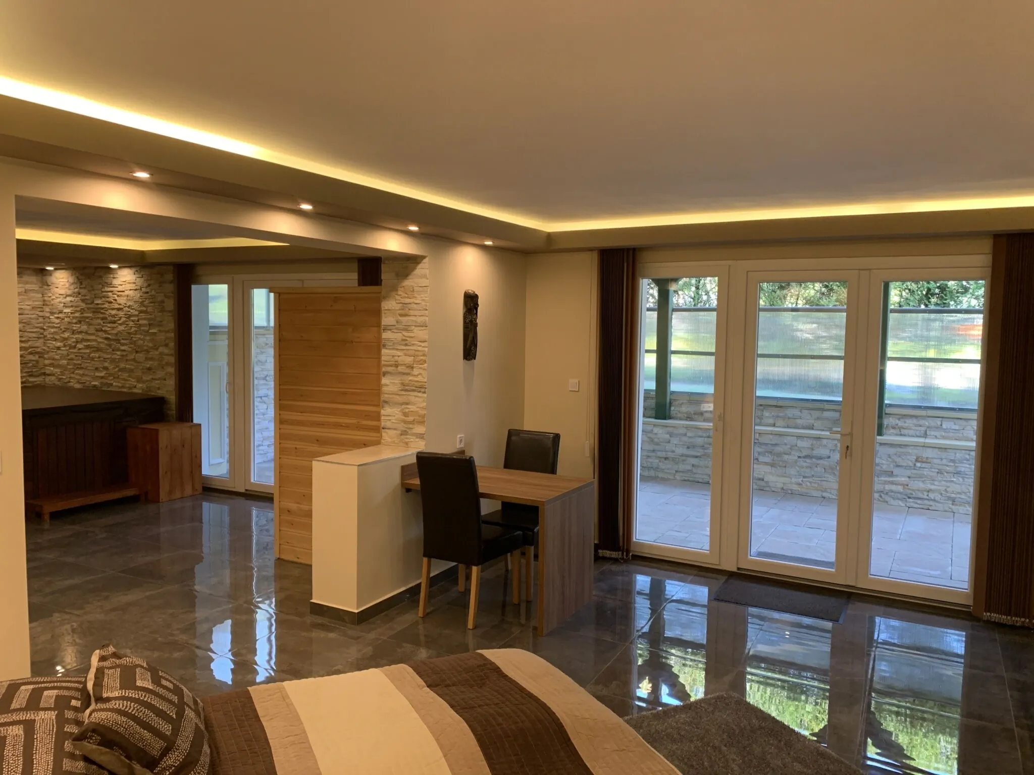 The Jakuzzi Room Apartman Miskolctapolca – Miskolc, Ungaria