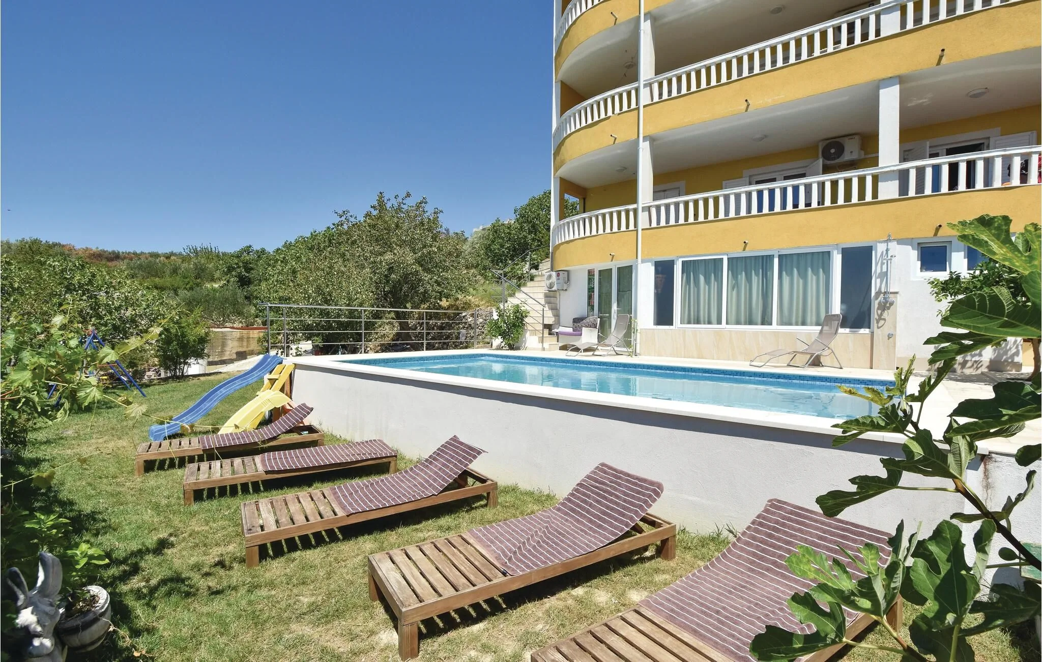Apartman Žrnovnica - CDE322 - foto 2