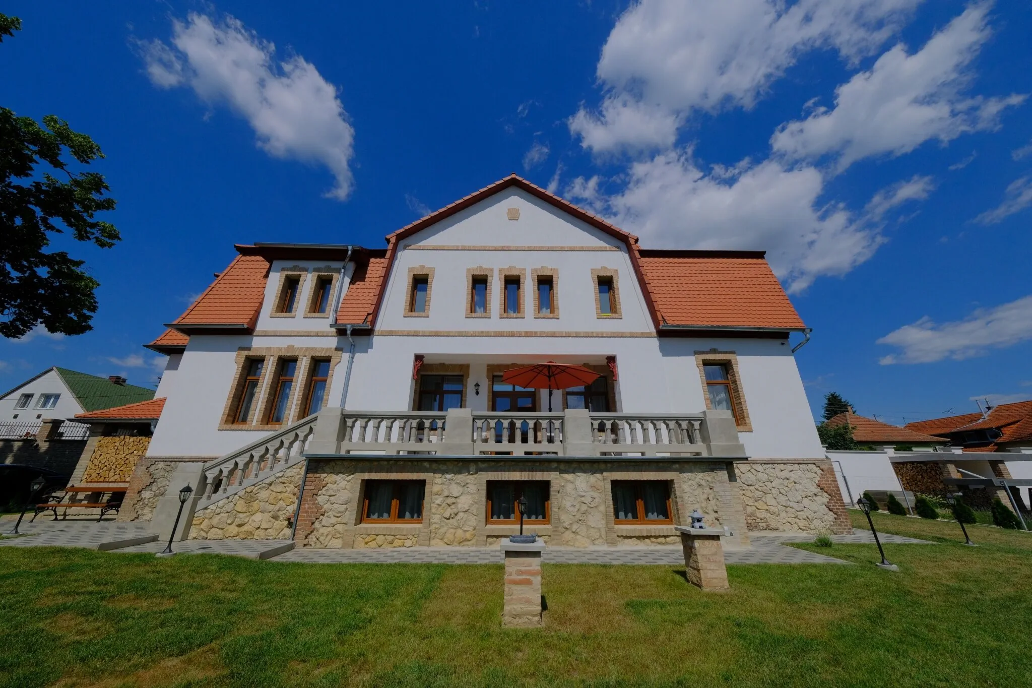 Lauber Villa Pécs – Pécs, Ungaria