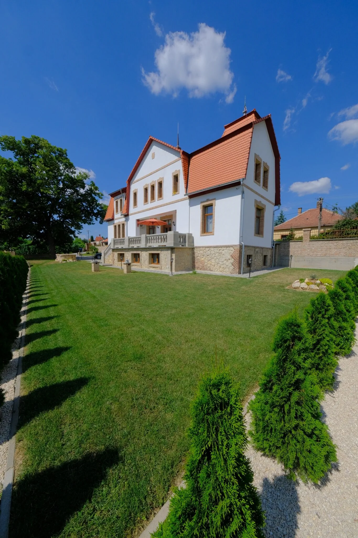 Lauber Villa Pécs – Pécs, Ungaria