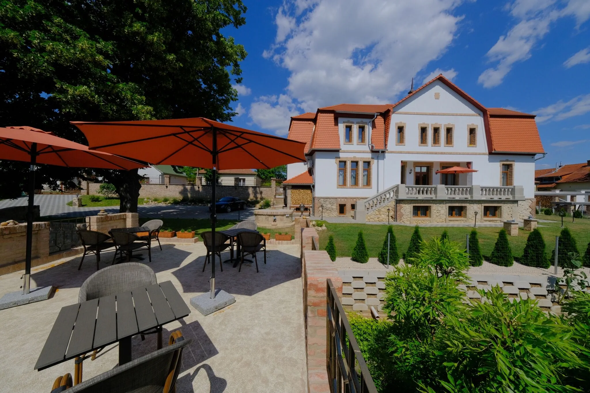 Lauber Villa Pécs – Pécs, Ungaria