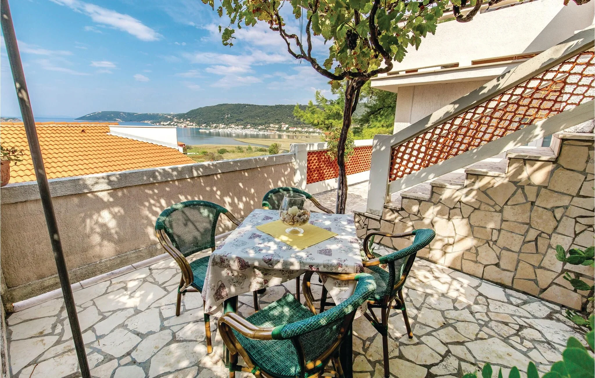 Apartman Supetarska Draga - CKR497 - foto 1