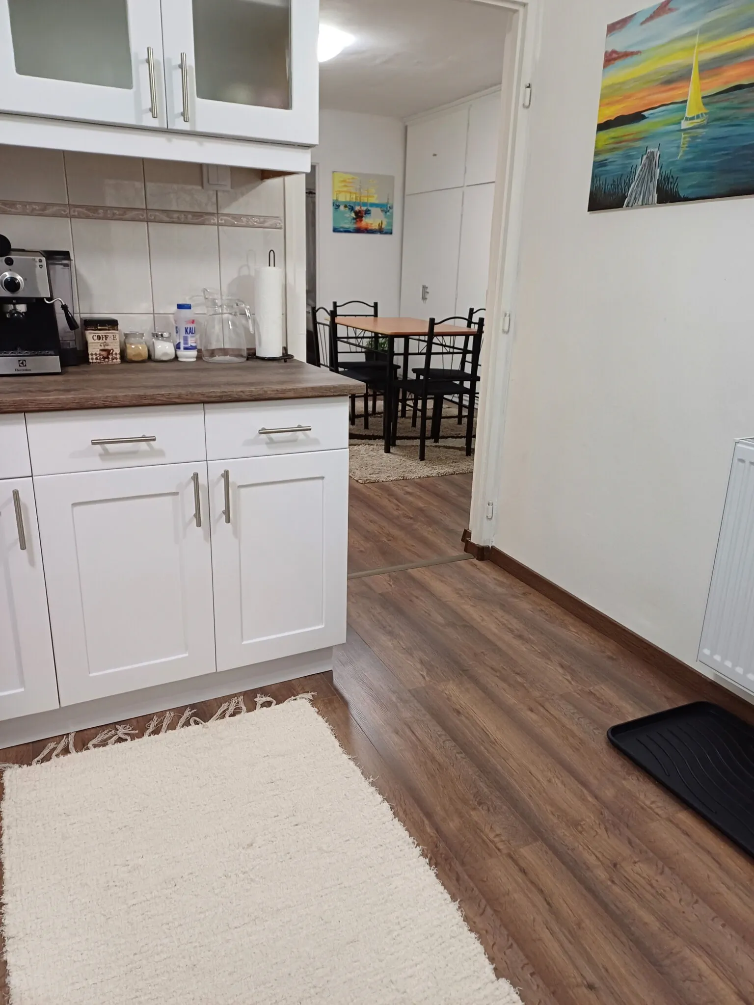 M és M Balatoni Apartman Balatonkenese – Balatonkenese, Ungaria