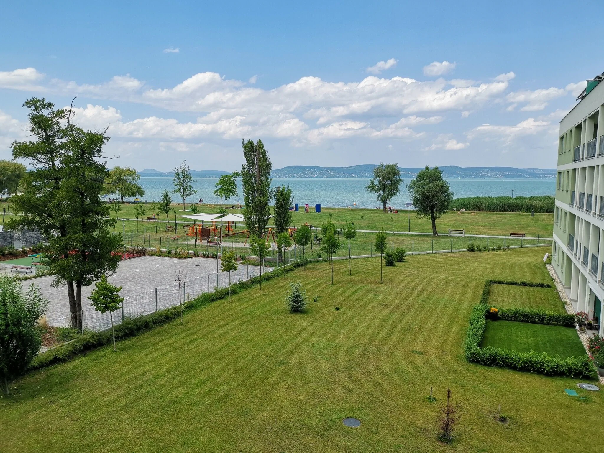 Vízpart Honvéd Apartman Balatonlelle – Balatonlelle, Ungaria