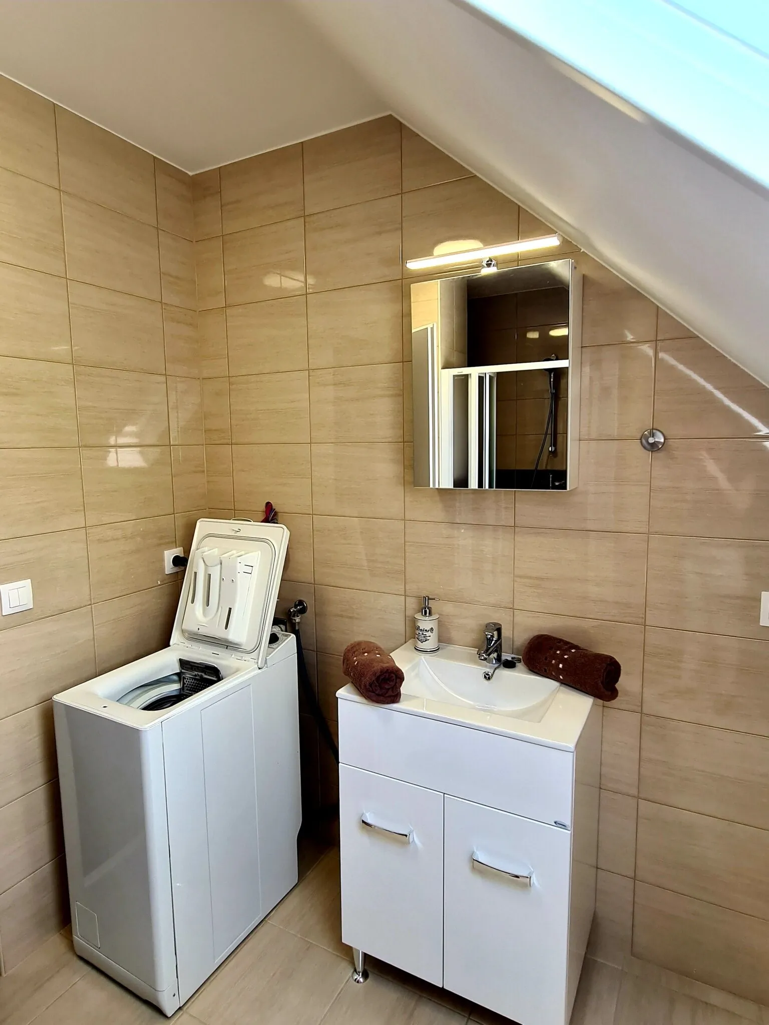 Nap-Hold Apartman Keszthely  – Keszthely, Ungaria