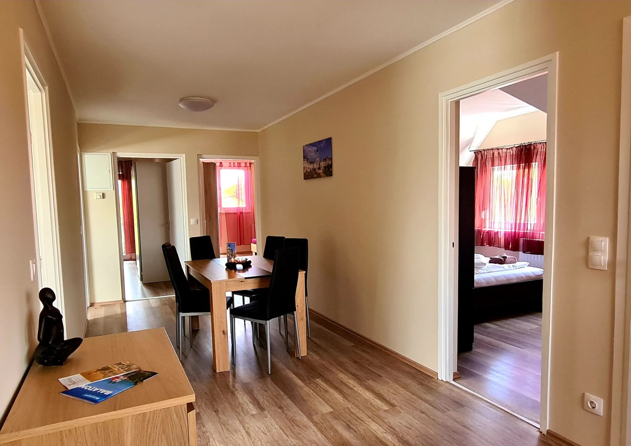 Nap-Hold Apartman Keszthely  – Keszthely, Ungaria