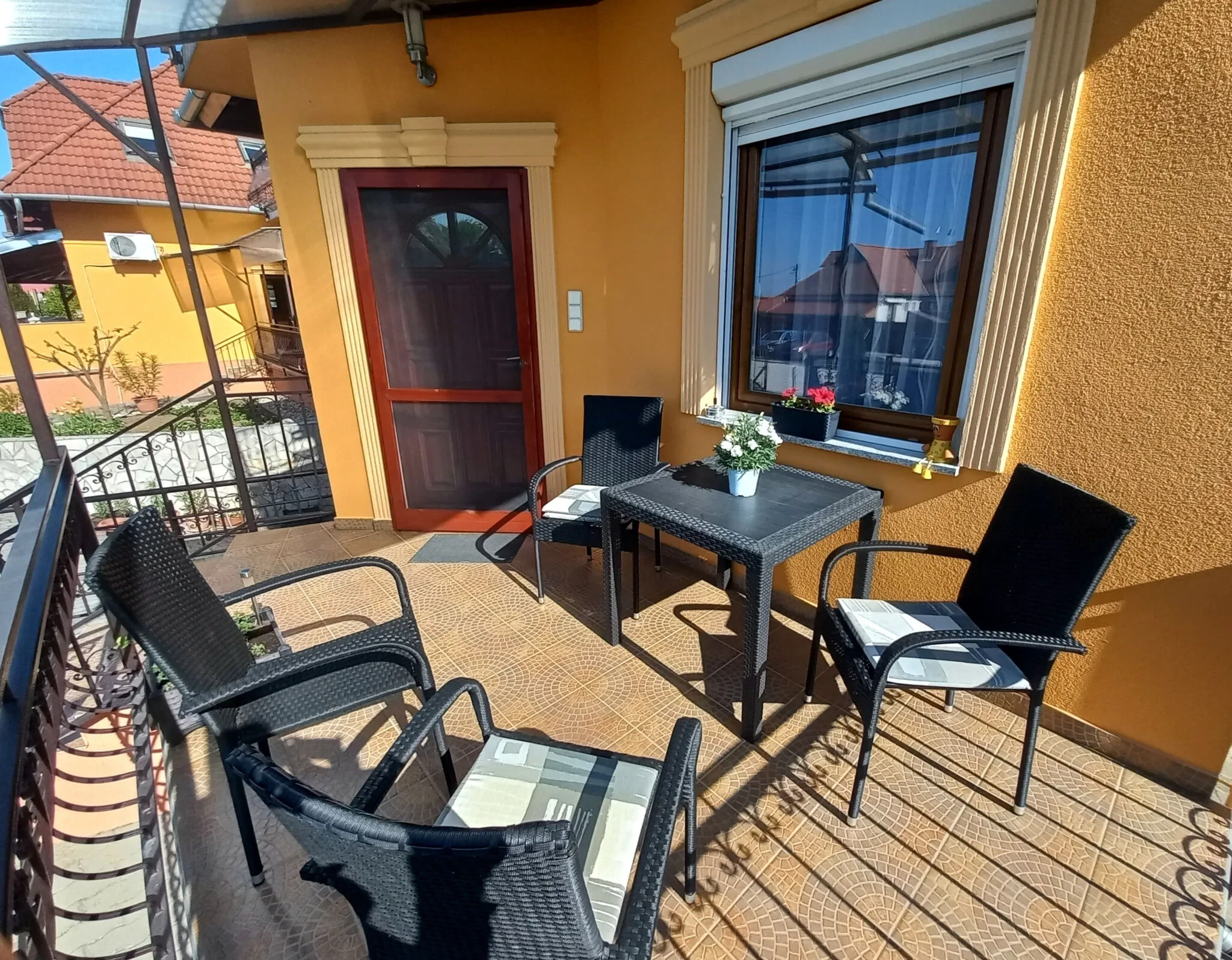 Napsugár Apartman Vonyarcvashegy – Vonyarcvashegy, Ungaria