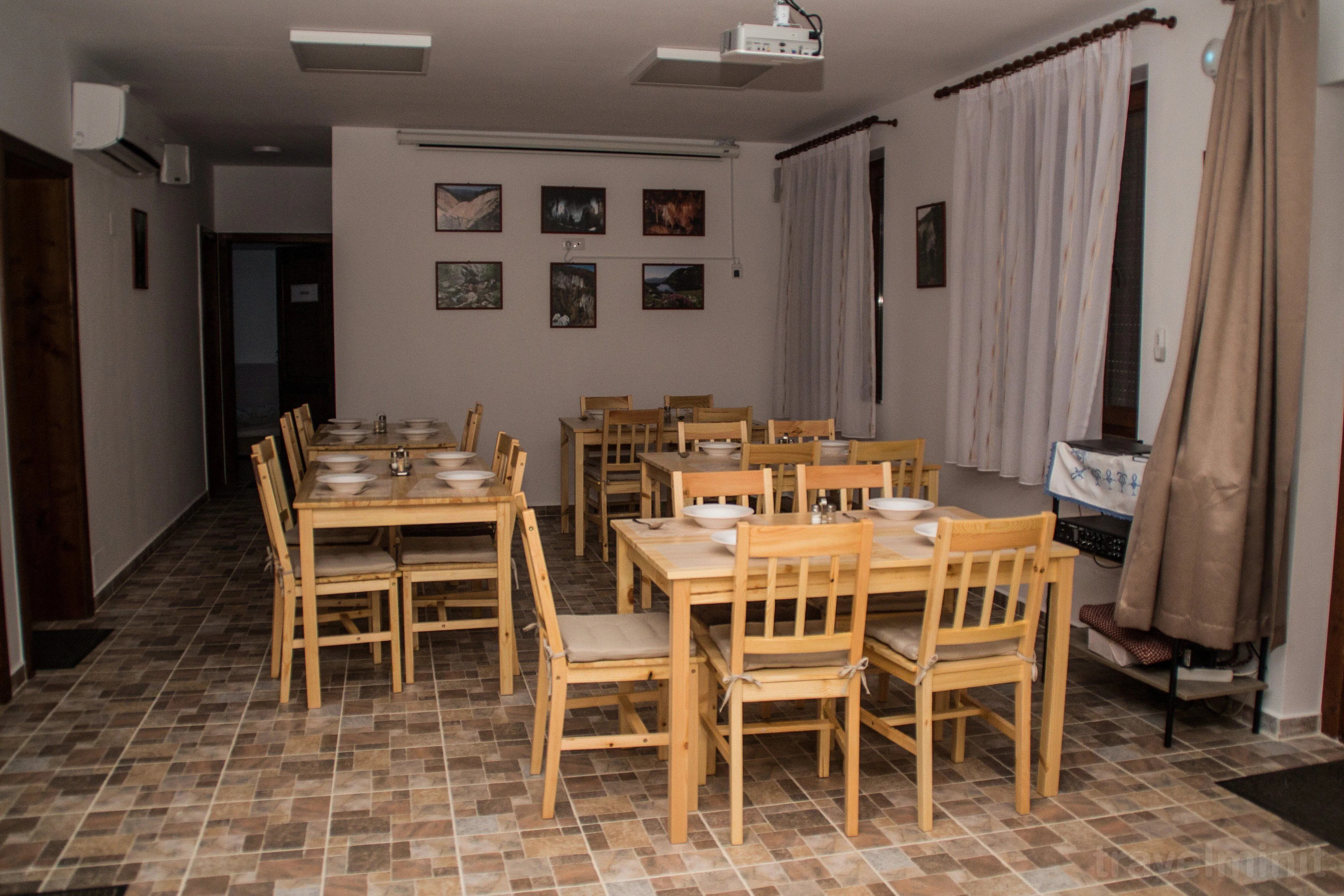 Casa de oaspeti Gondos Niuved – Niuved, România