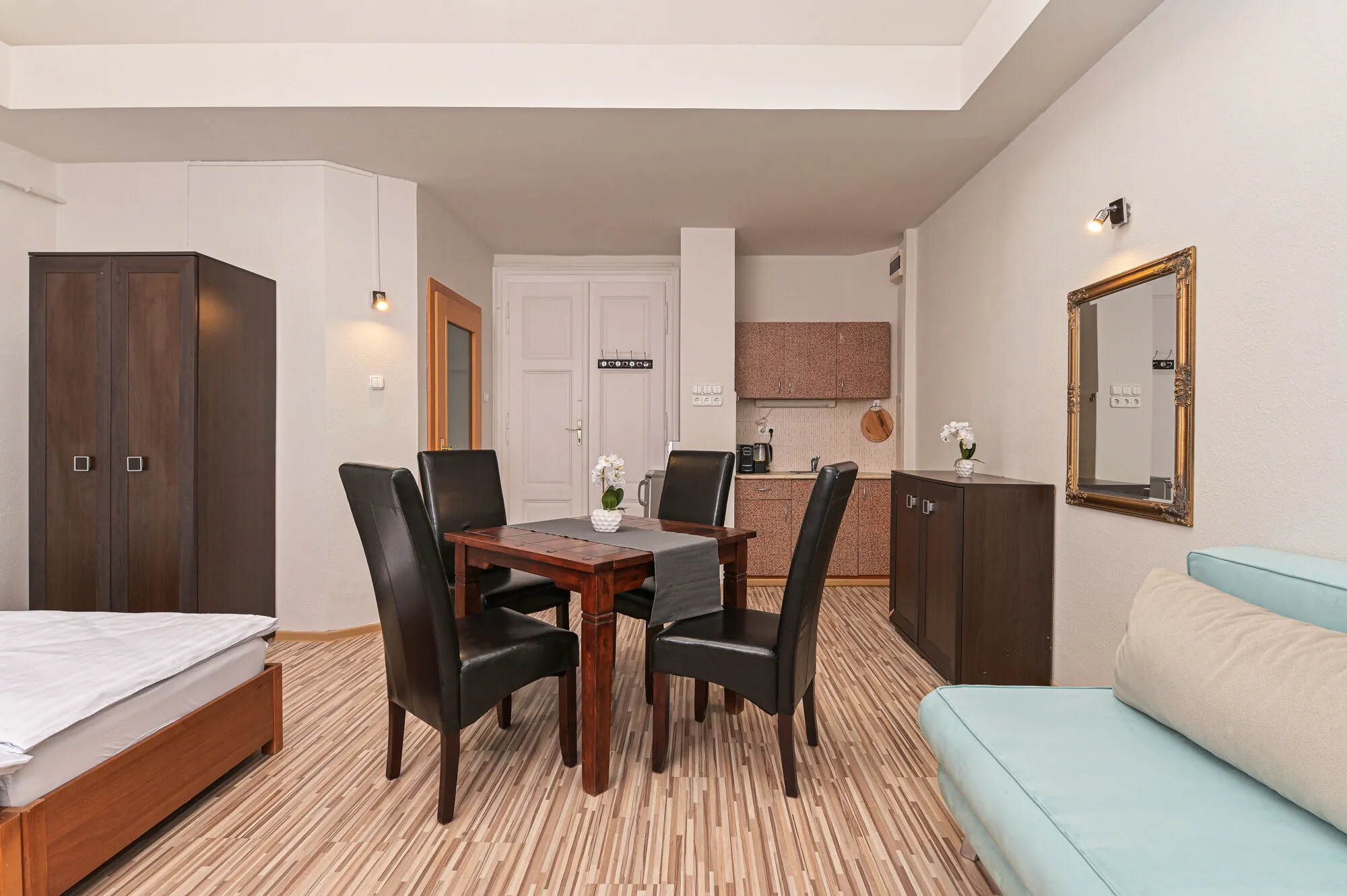 Világóra Apartman Gyula – Giula, Ungaria