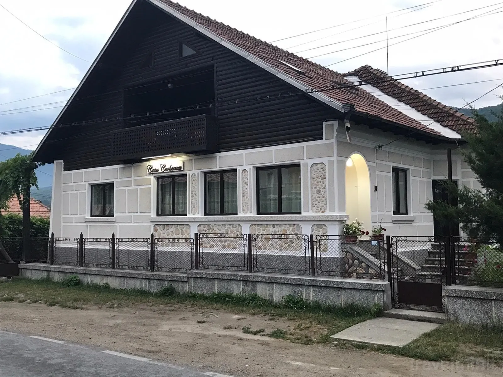 Casa Corbeanu Corbeni - foto 1