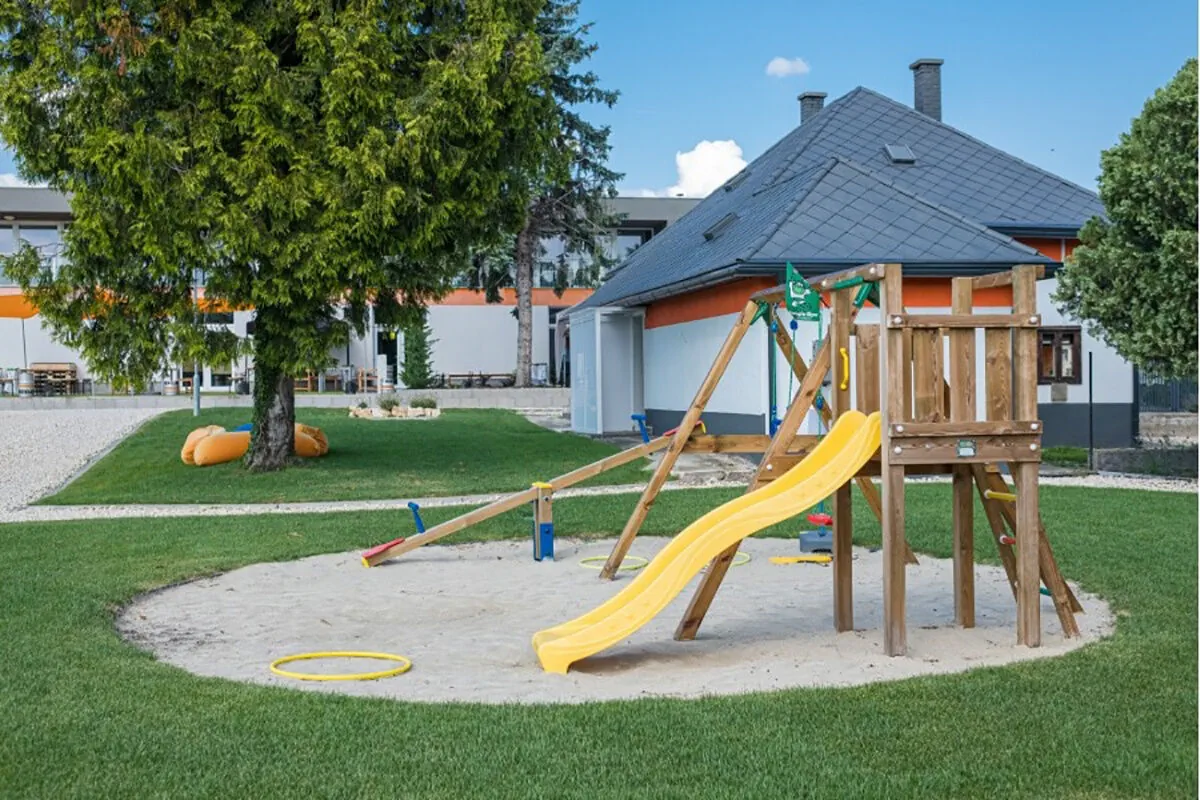 Hedon Sörfőzde Apartmanok Balatonvilágos – Balatonvilágos, Maďarsko