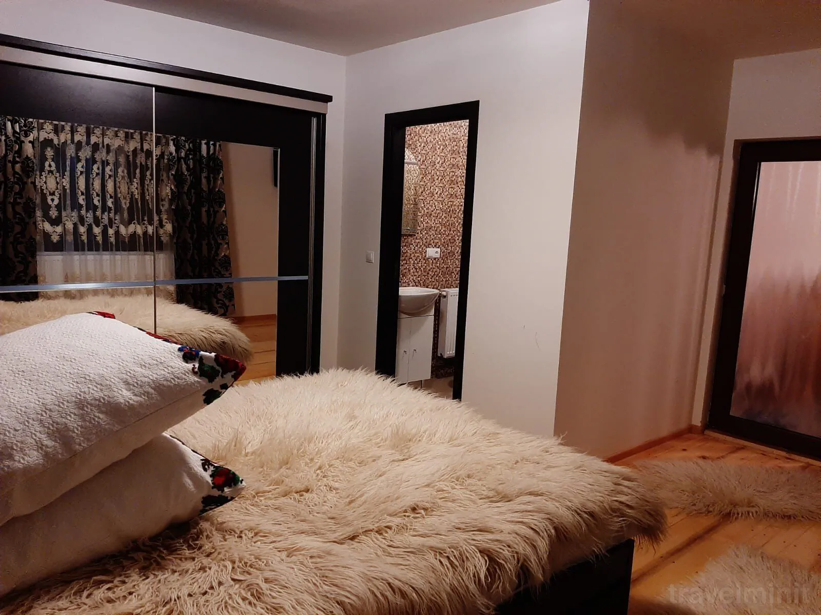 Casa Nemeș Văleni – Văleni, România
