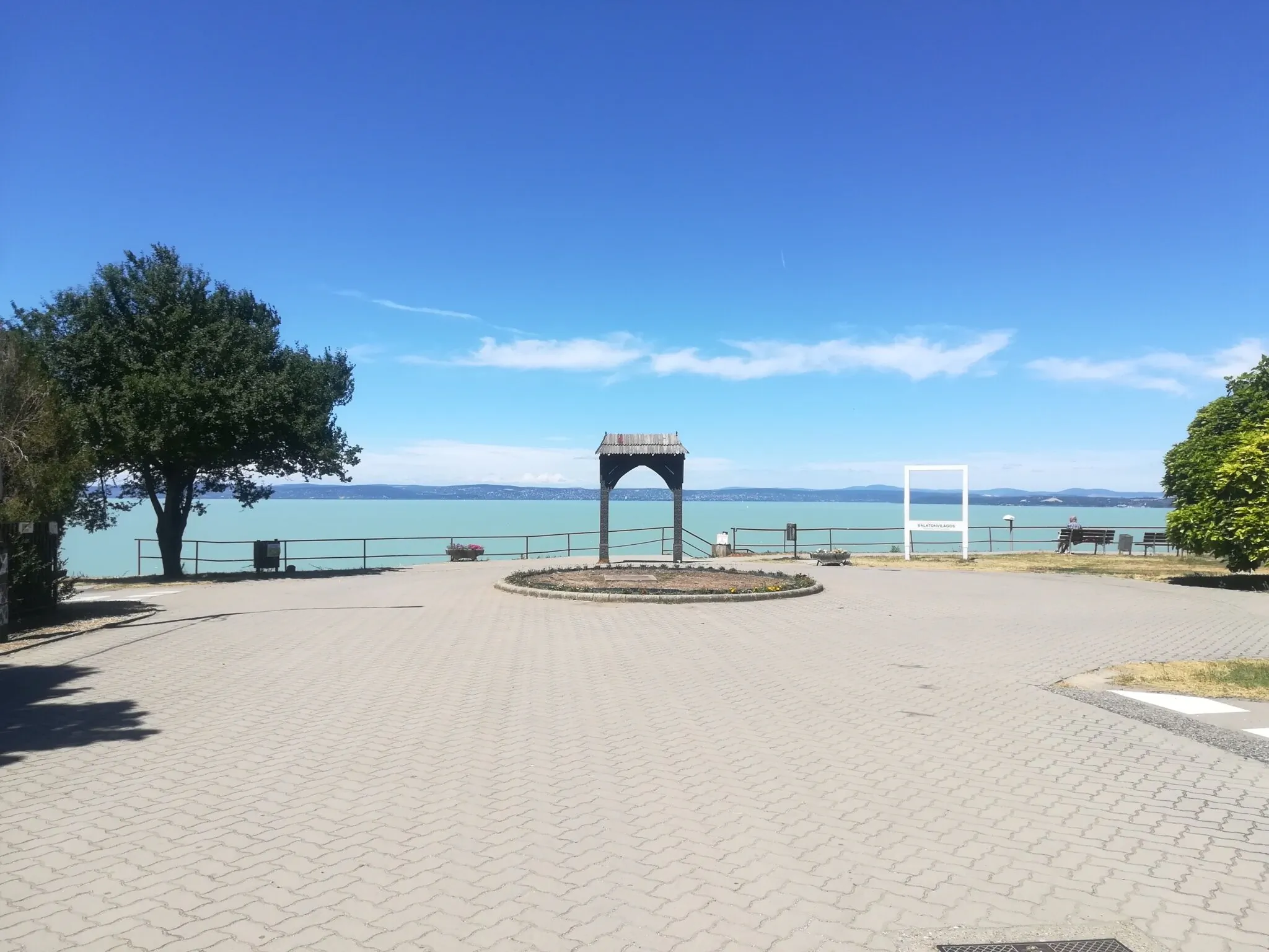 MiMi Apartman Balatonvilágos - foto 2